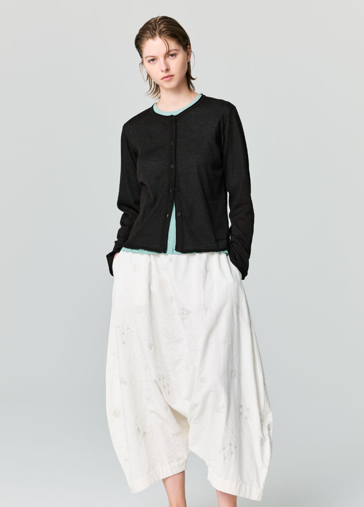 Haat ISSEYMIYAKE カーディガン HaaT LOOK 15 – The official ISSEY MIYAKE ONLINE STORE | ISSEY