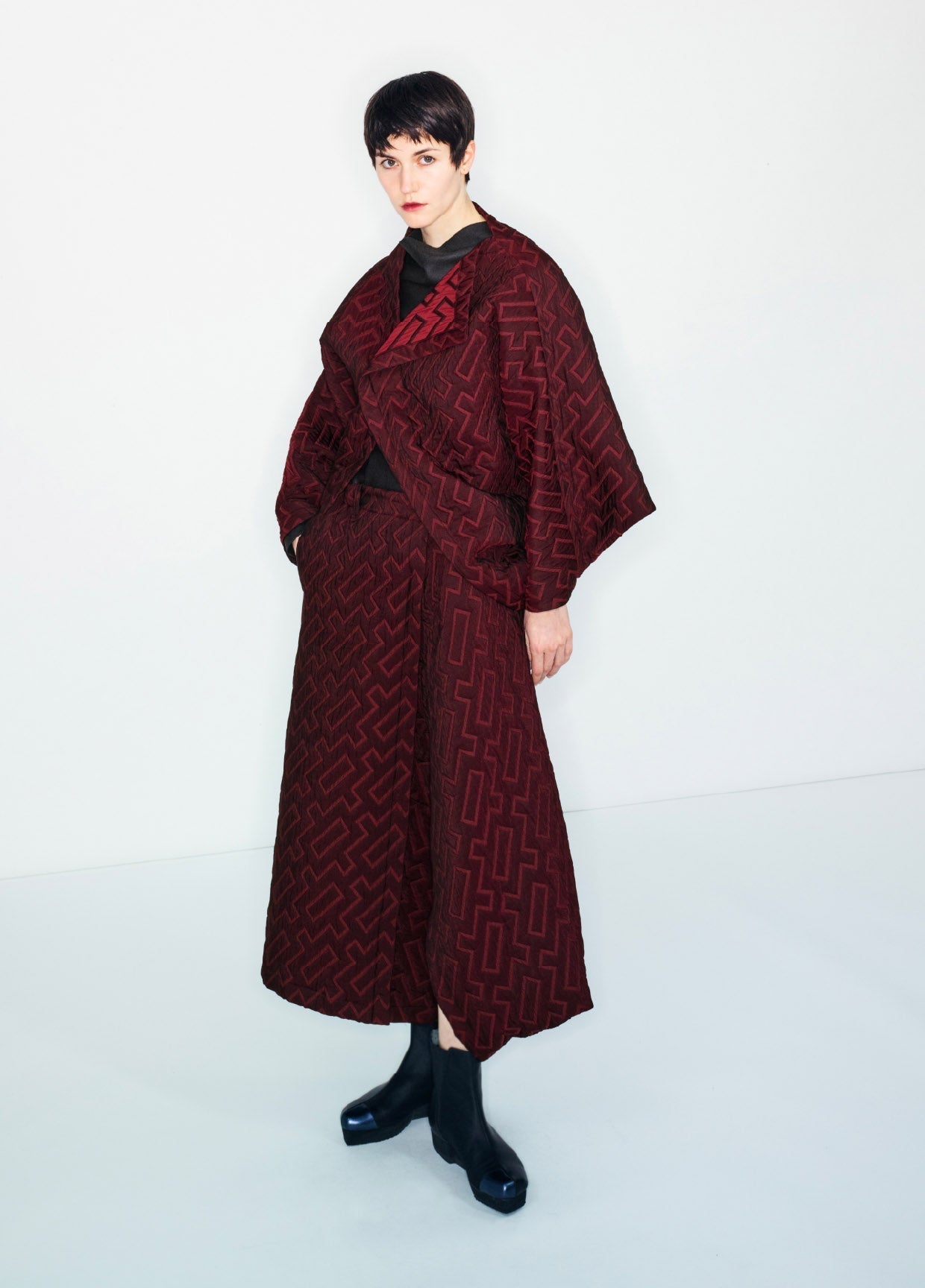 132 5. ISSEY MIYAKE LOOK 37 – The official ISSEY MIYAKE ONLINE