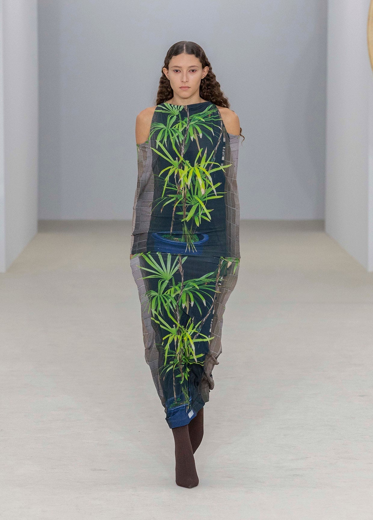 スカート 80s I.S. issey sports shury ISSEY MIYAKE SPRING SUMMER 2026 COLLECTIONS 40 – The