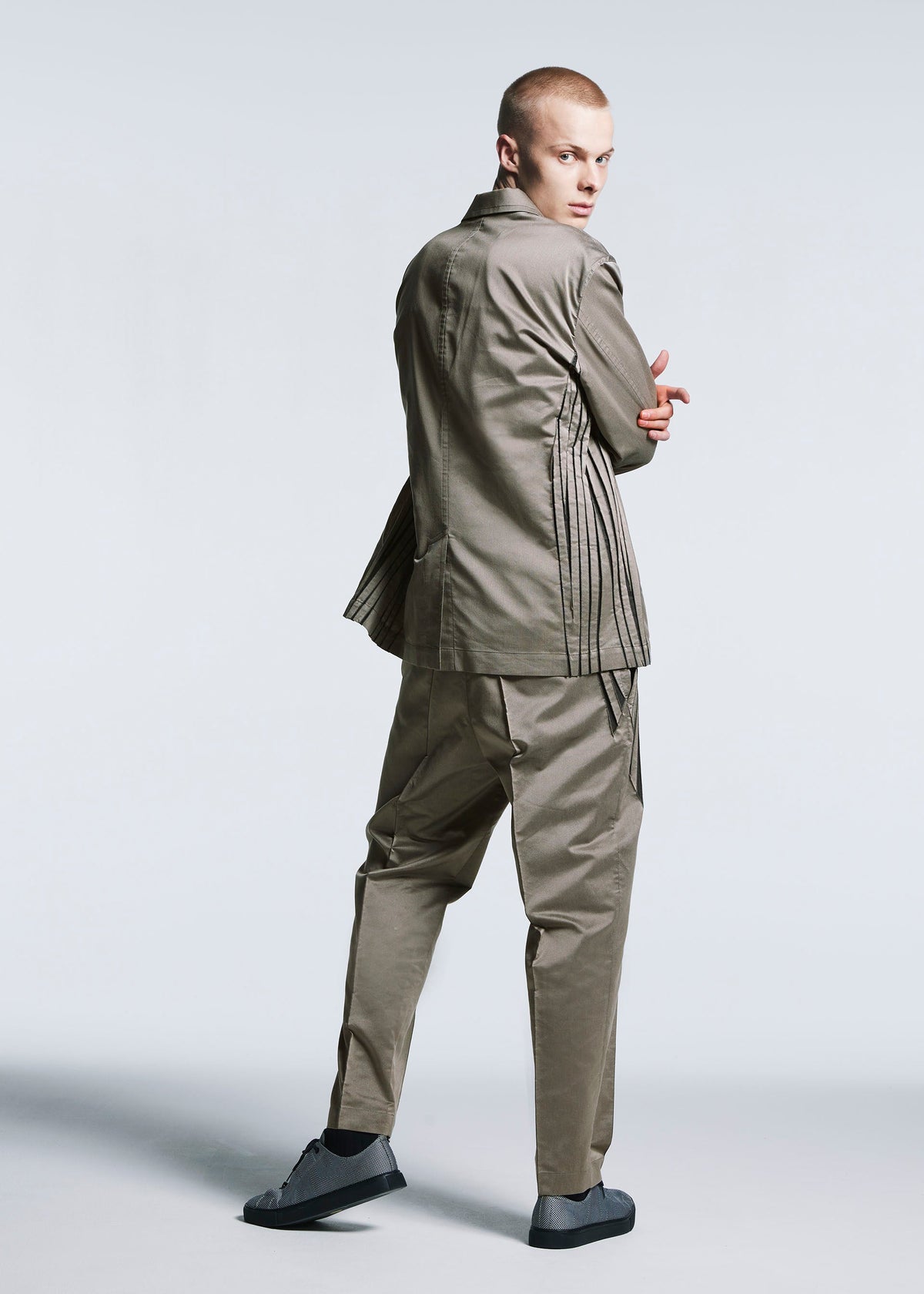 A model wears the A-POC ABLE ISSEY MIYAKE TYPE S 001 2 jacket.