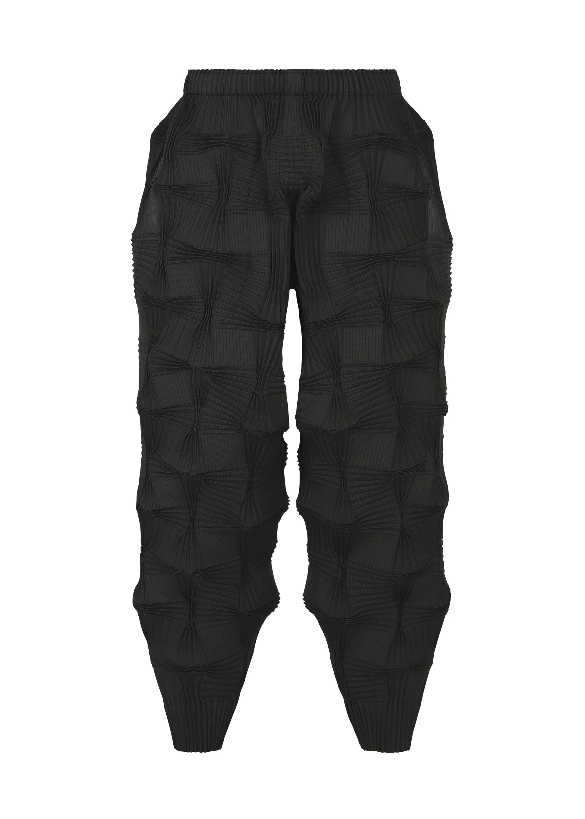 A product shot of the A-POC ABLE ISSEY MIYAKE TYPE O 018 trousers in black (15).