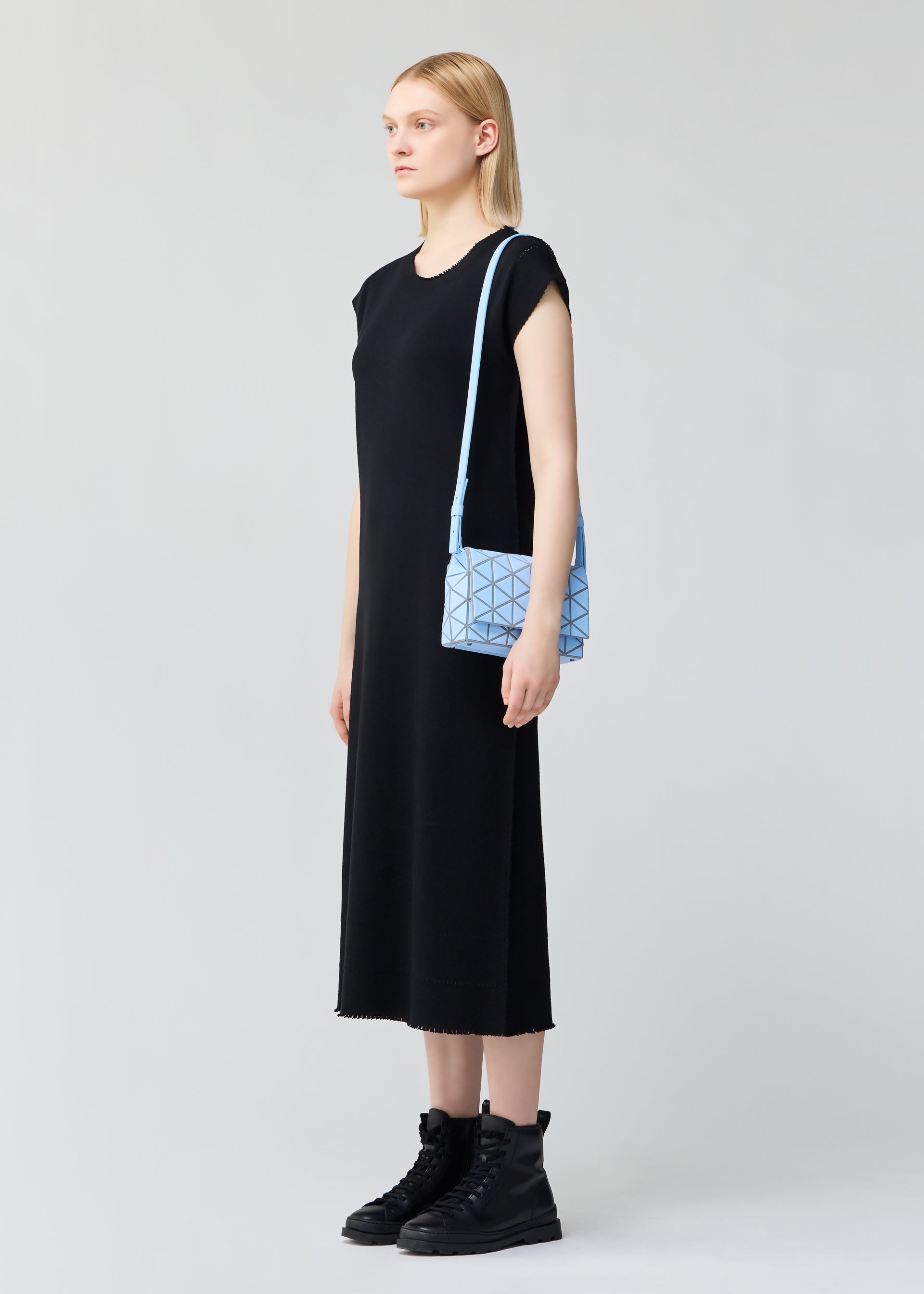 FOSSETTE Shoulder Bag Pink