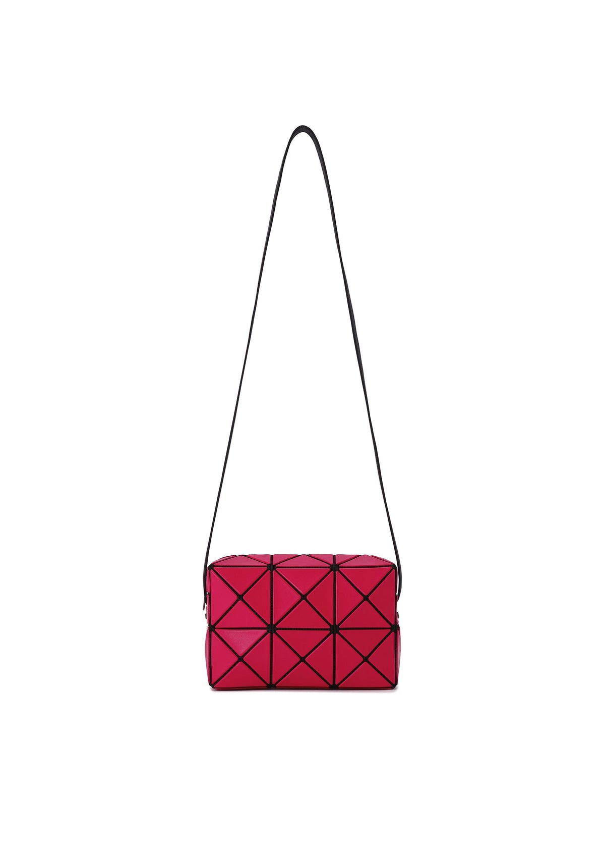 A product shot of the BAO BAO ISSEY MIYAKE CUBOID shoulder bag in red (24).