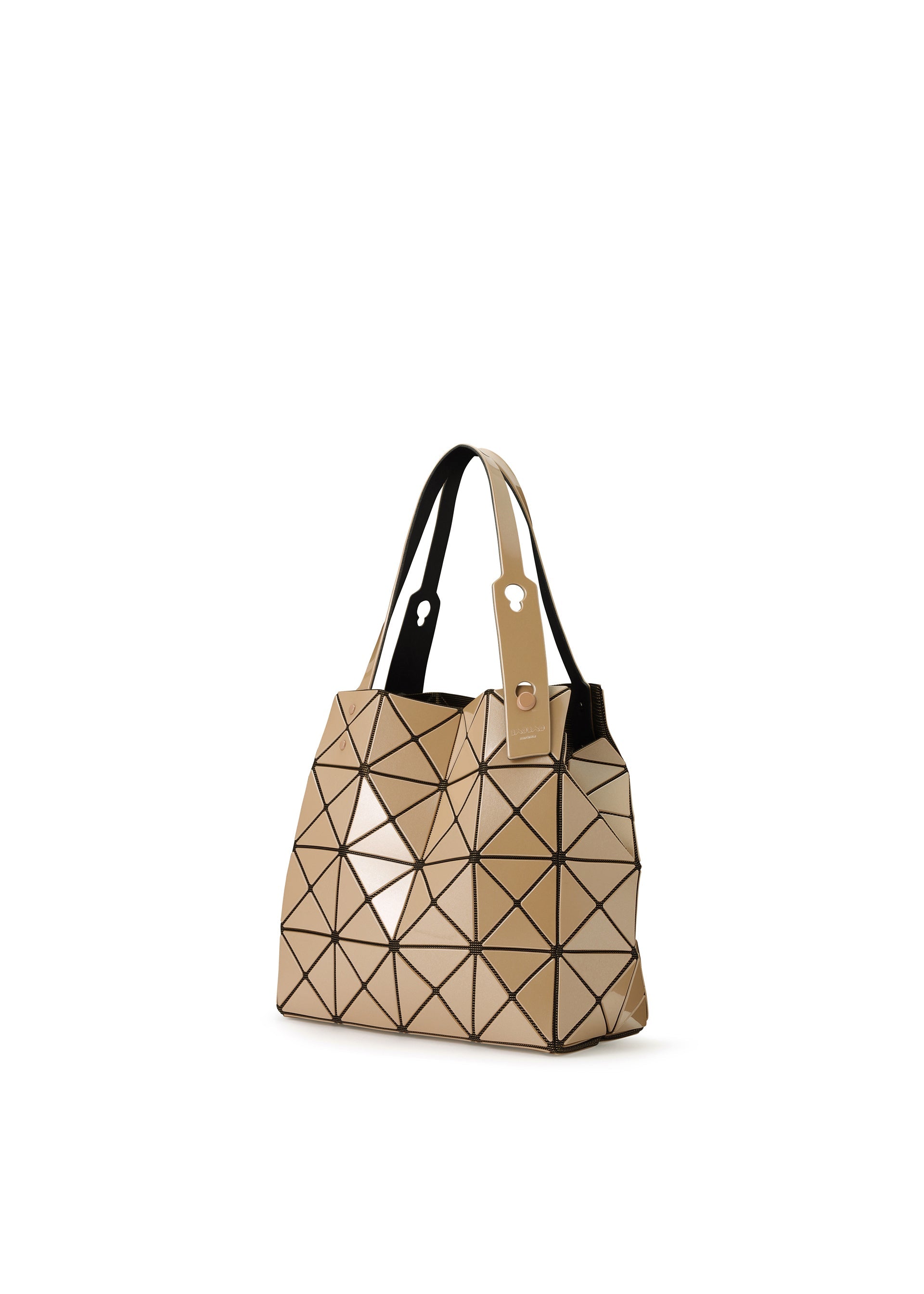 A detail shot of the BAO BAO ISSEY MIYAKE CARAT 0.