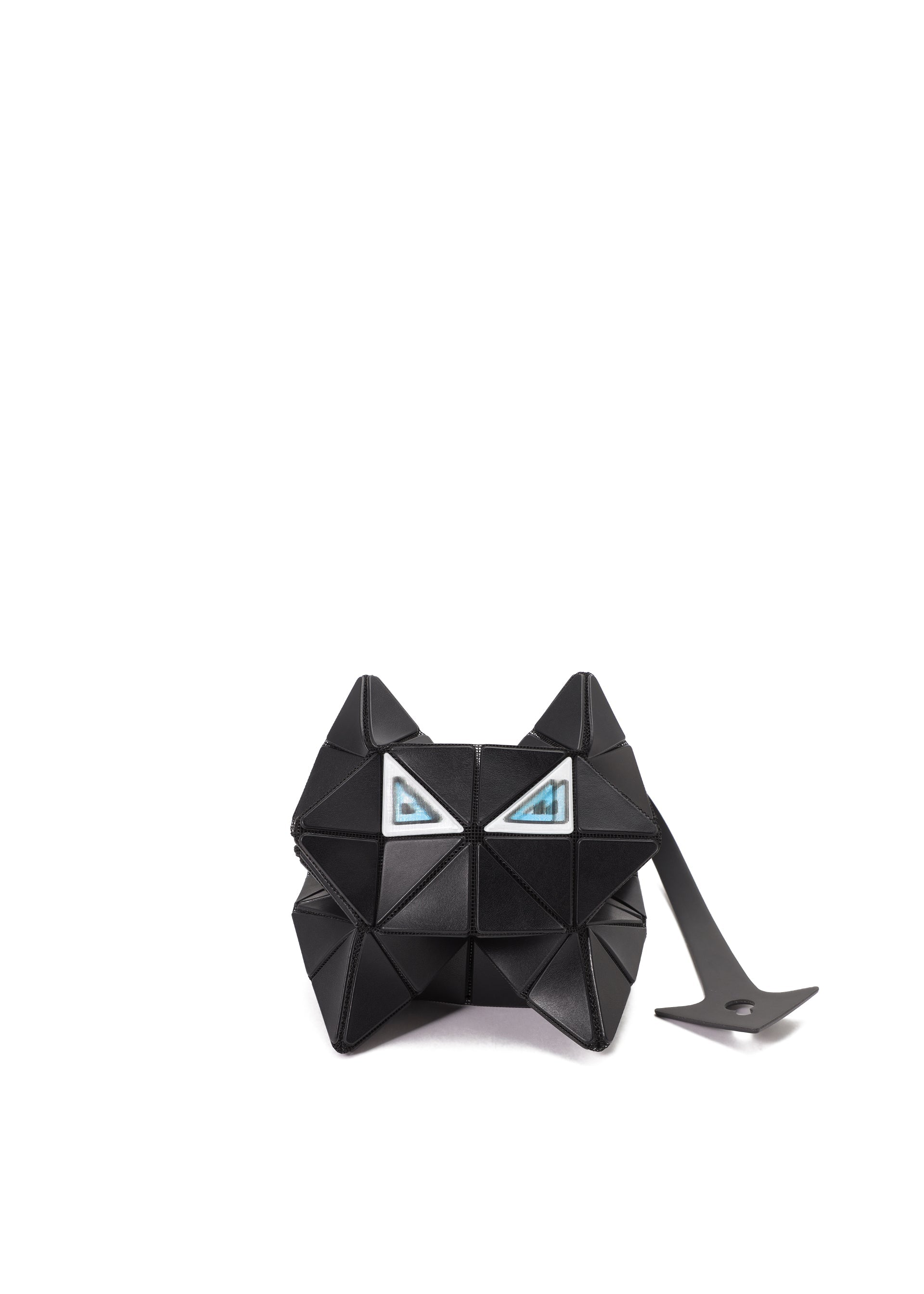 A detail shot of the BAO BAO ISSEY MIYAKE MEOW 0.