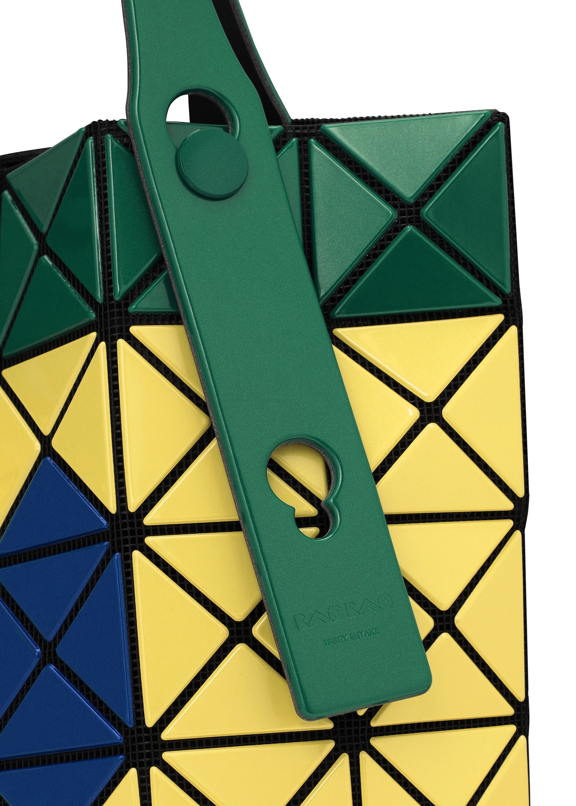 A detail shot of the BAO BAO ISSEY MIYAKE WONDER tote.