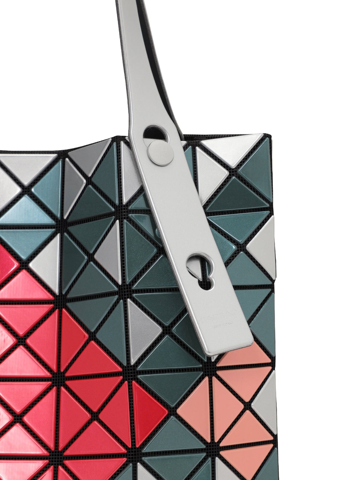 A detail shot of the BAO BAO ISSEY MIYAKE WONDER tote.