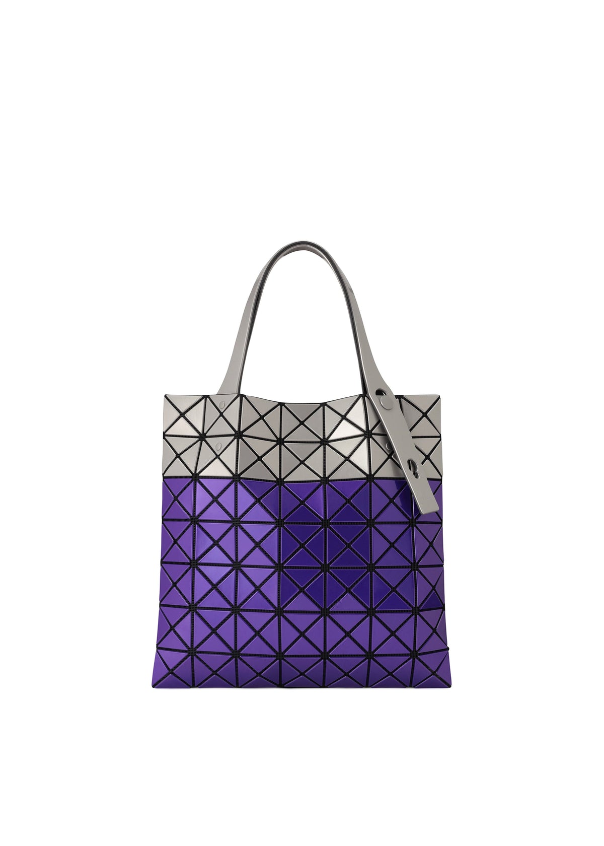 A detail shot of the BAO BAO ISSEY MIYAKE WONDER tote.