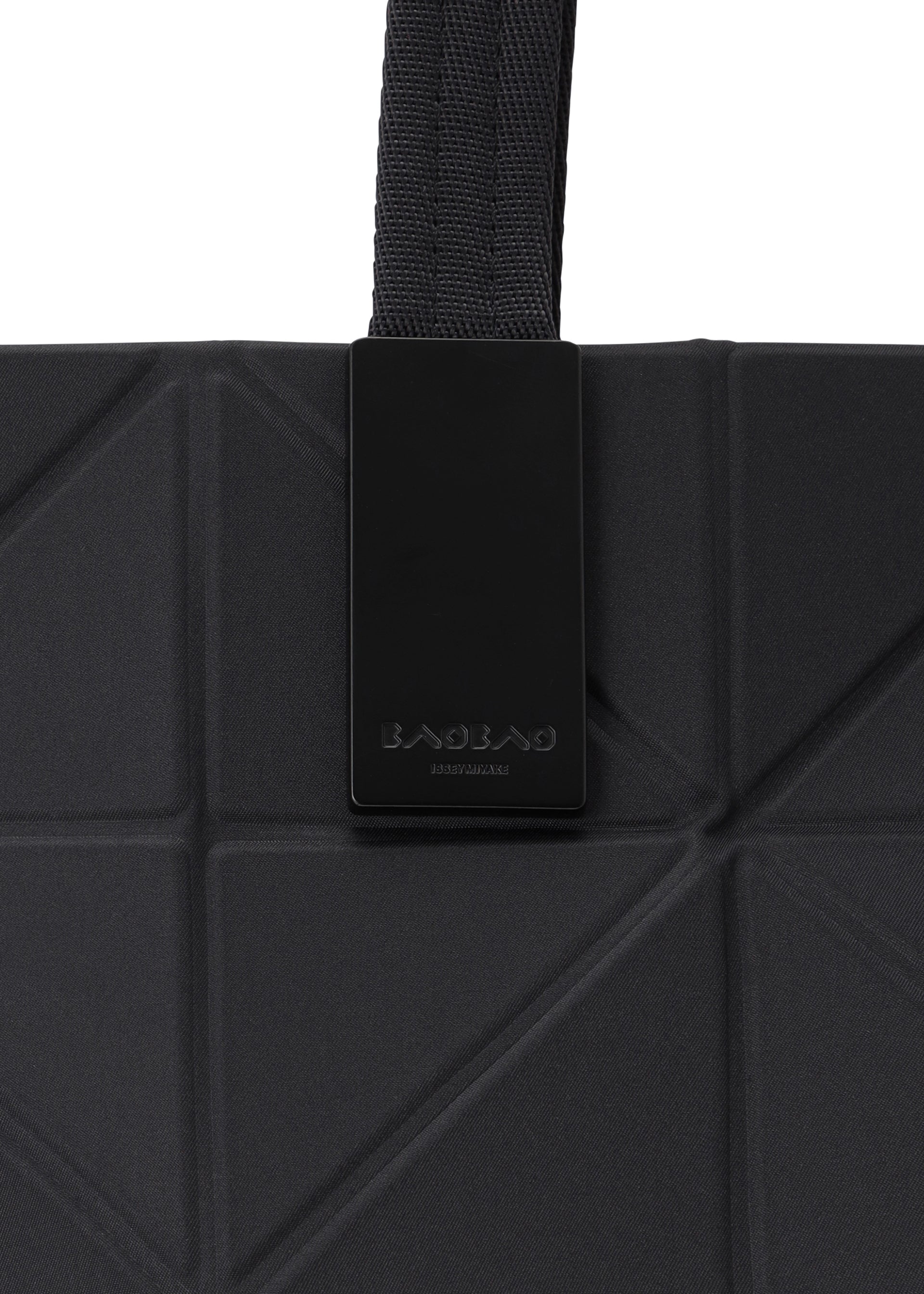 A detail shot of the BAO BAO ISSEY MIYAKE TRACK 0.