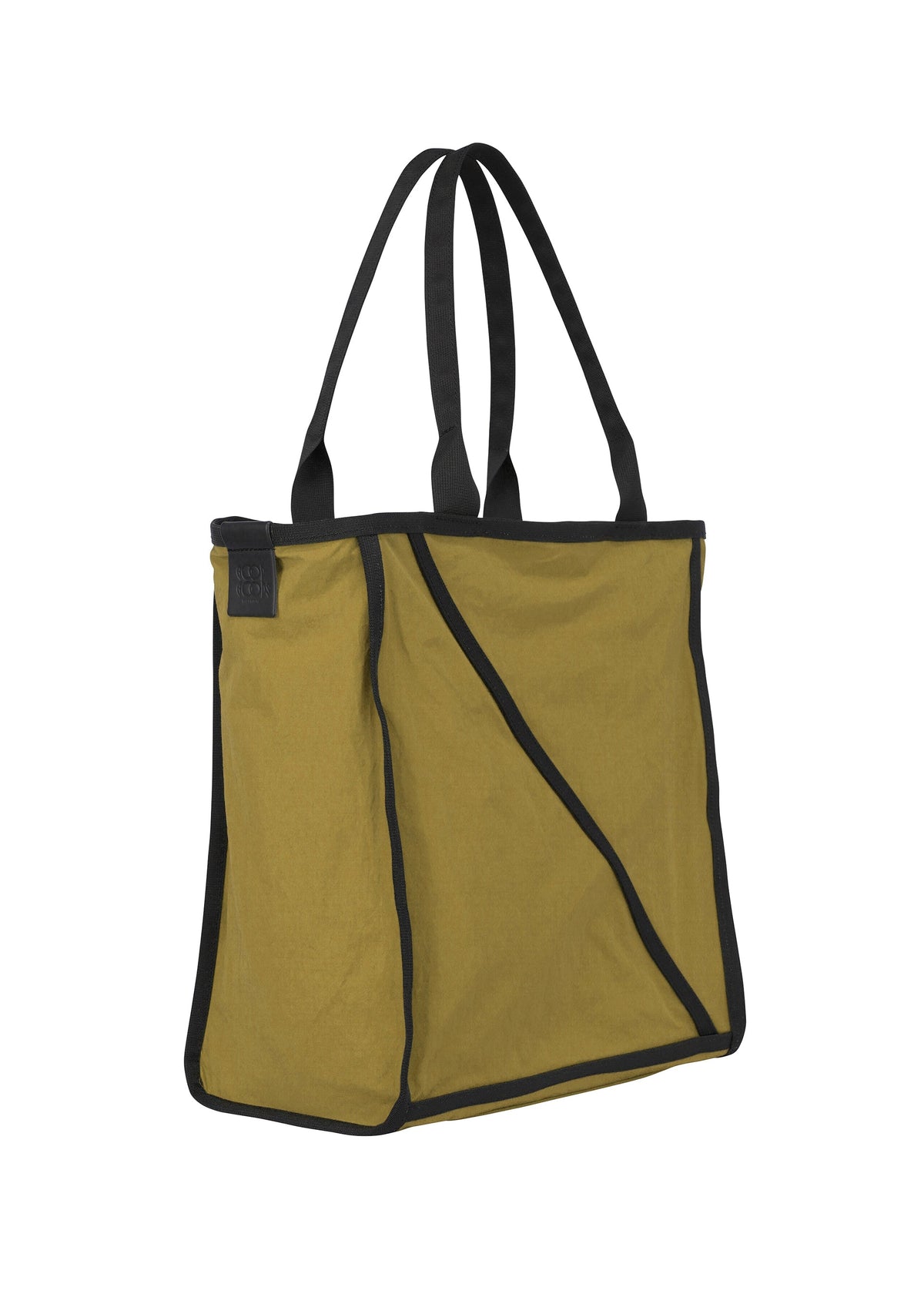 A detail shot of the GOOD GOODS ISSEY MIYAKE WAKU bag.