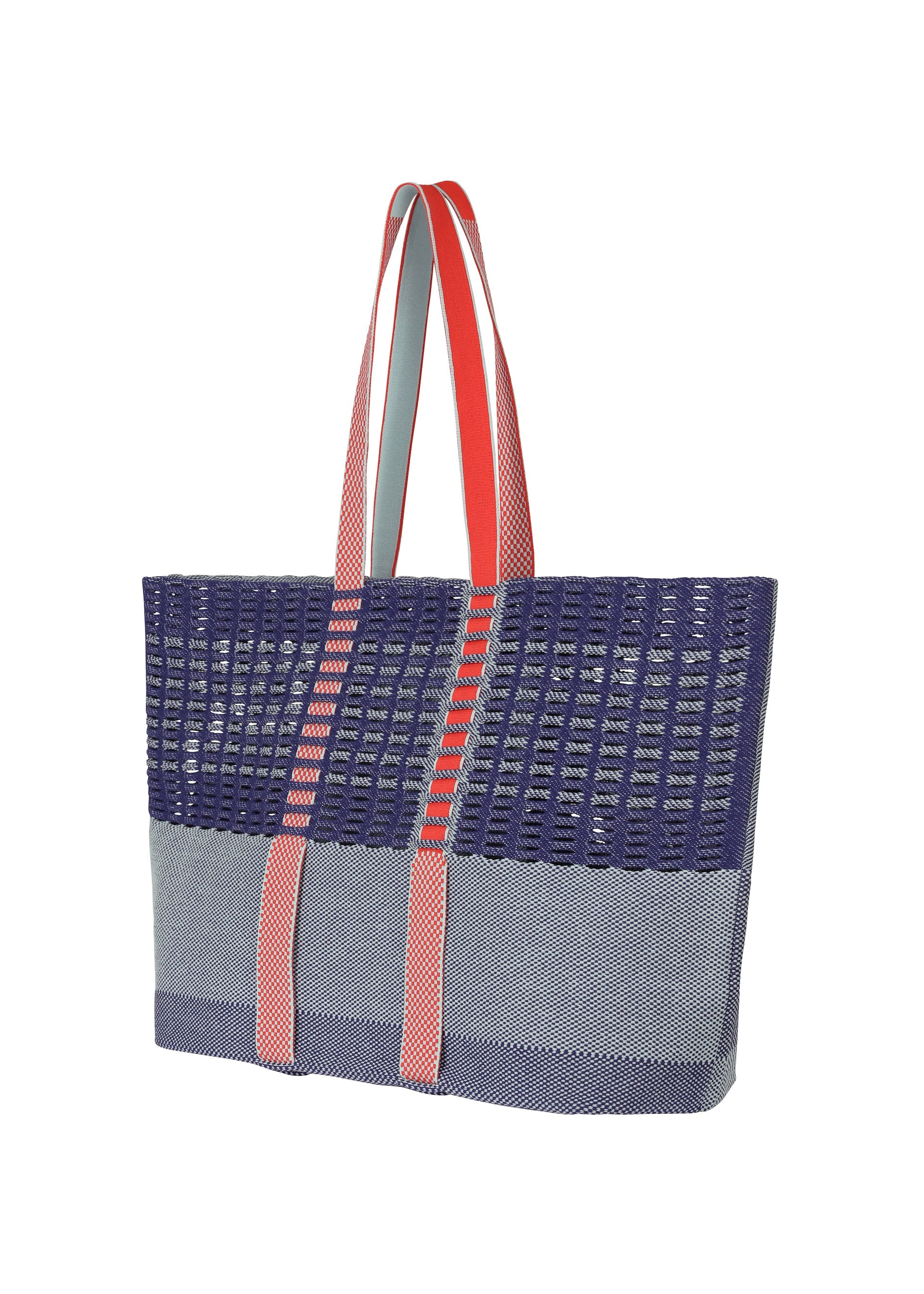 A detail shot of the GOOD GOODS ISSEY MIYAKE MOKKO TOTE MIX bag.