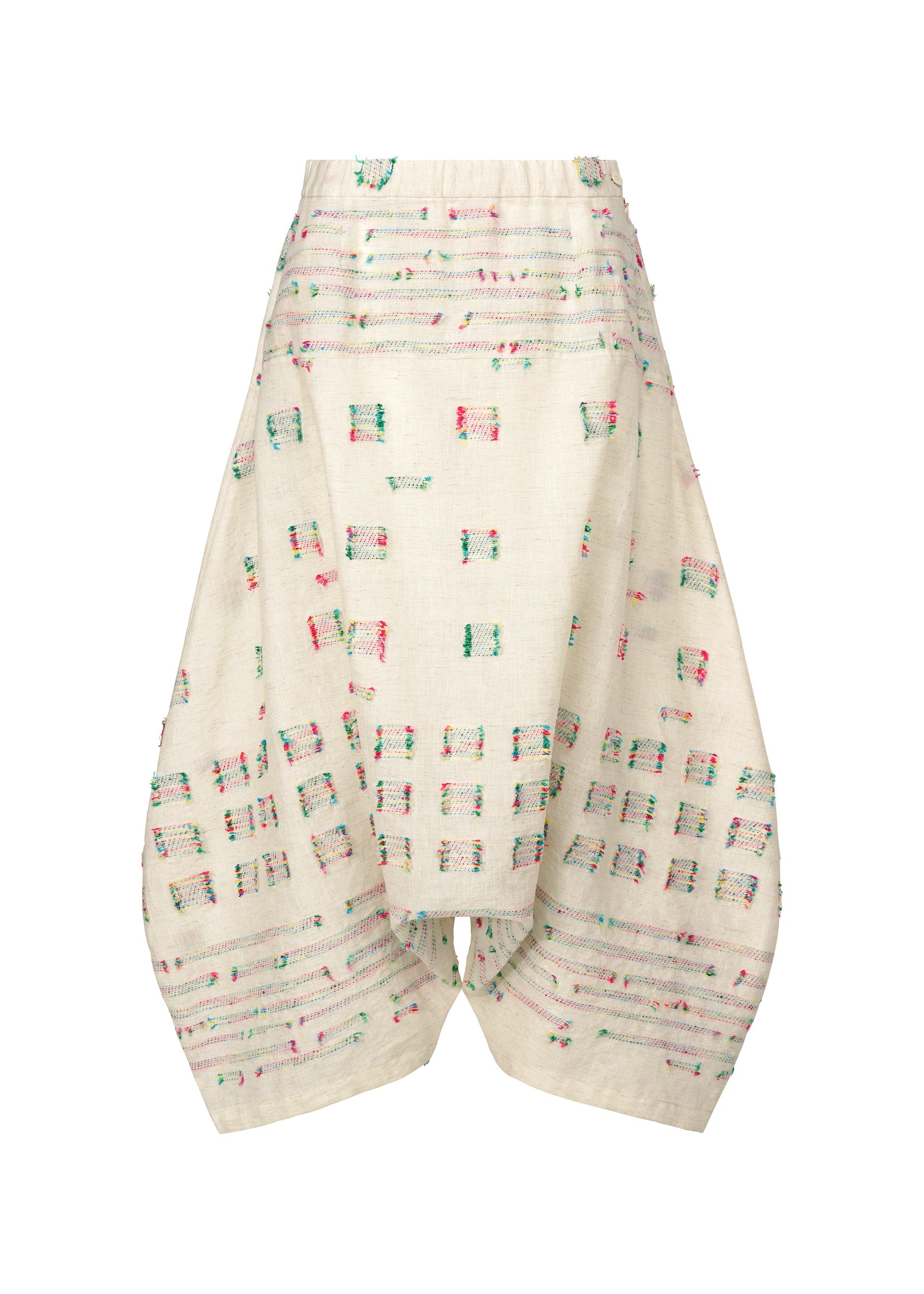 A product shot of the HAAT KOMOREBI trousers in white (01).