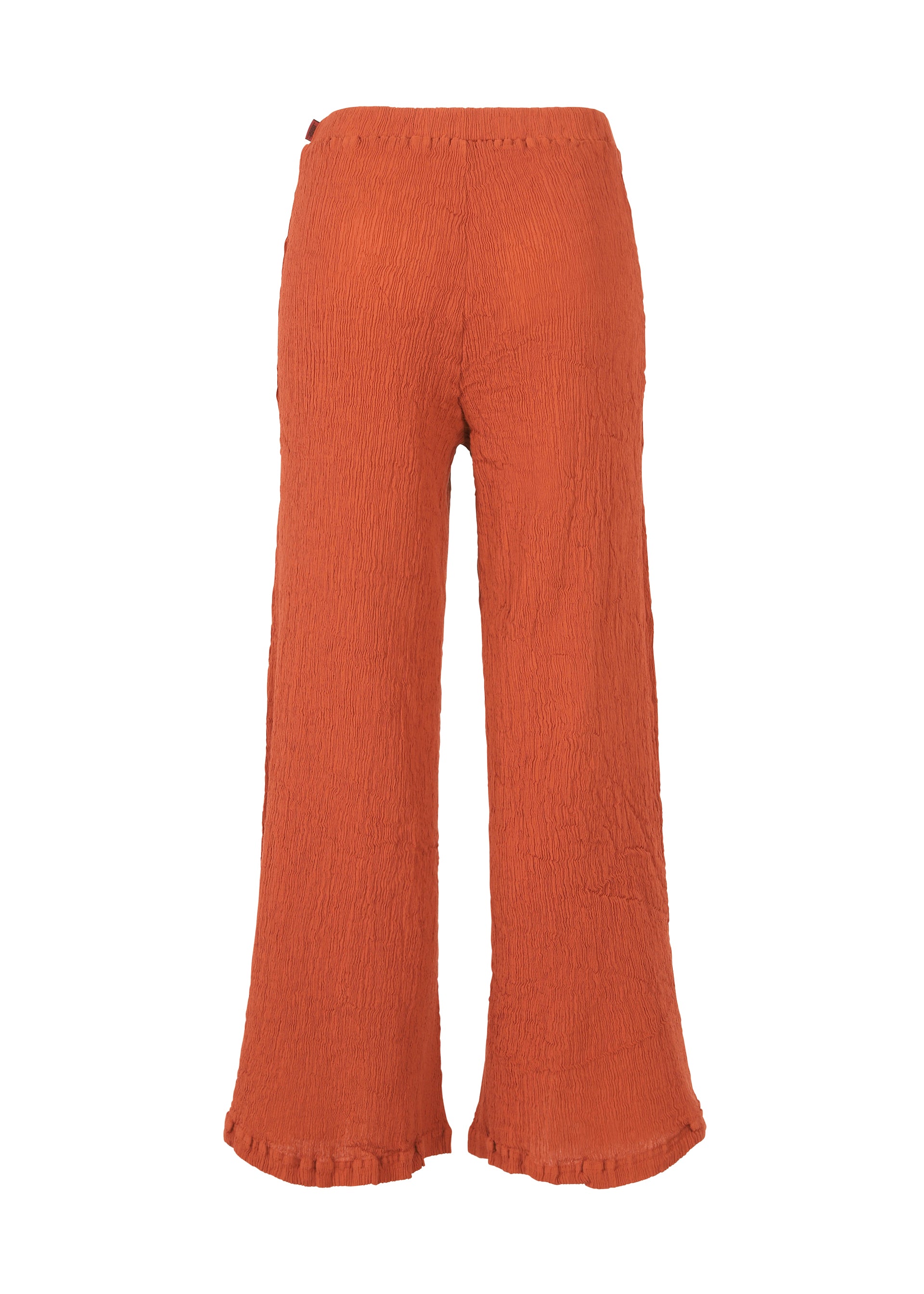 A detail shot of the HAAT KYO CHIJIMI SEPTEMBER trousers.