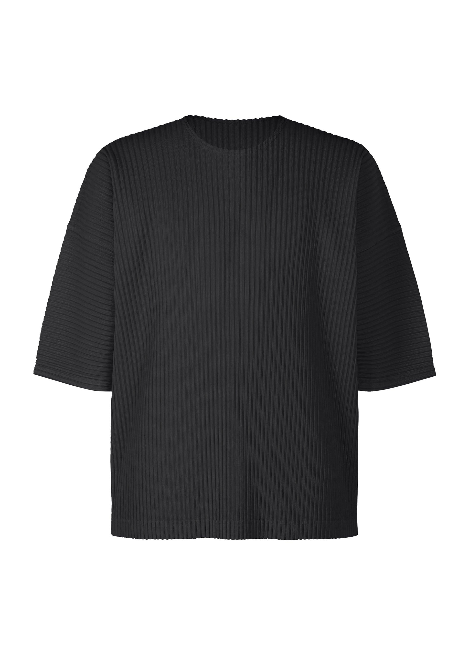 A product shot of the HOMME PLISSÉ ISSEY MIYAKE MC JULY top in black (15)