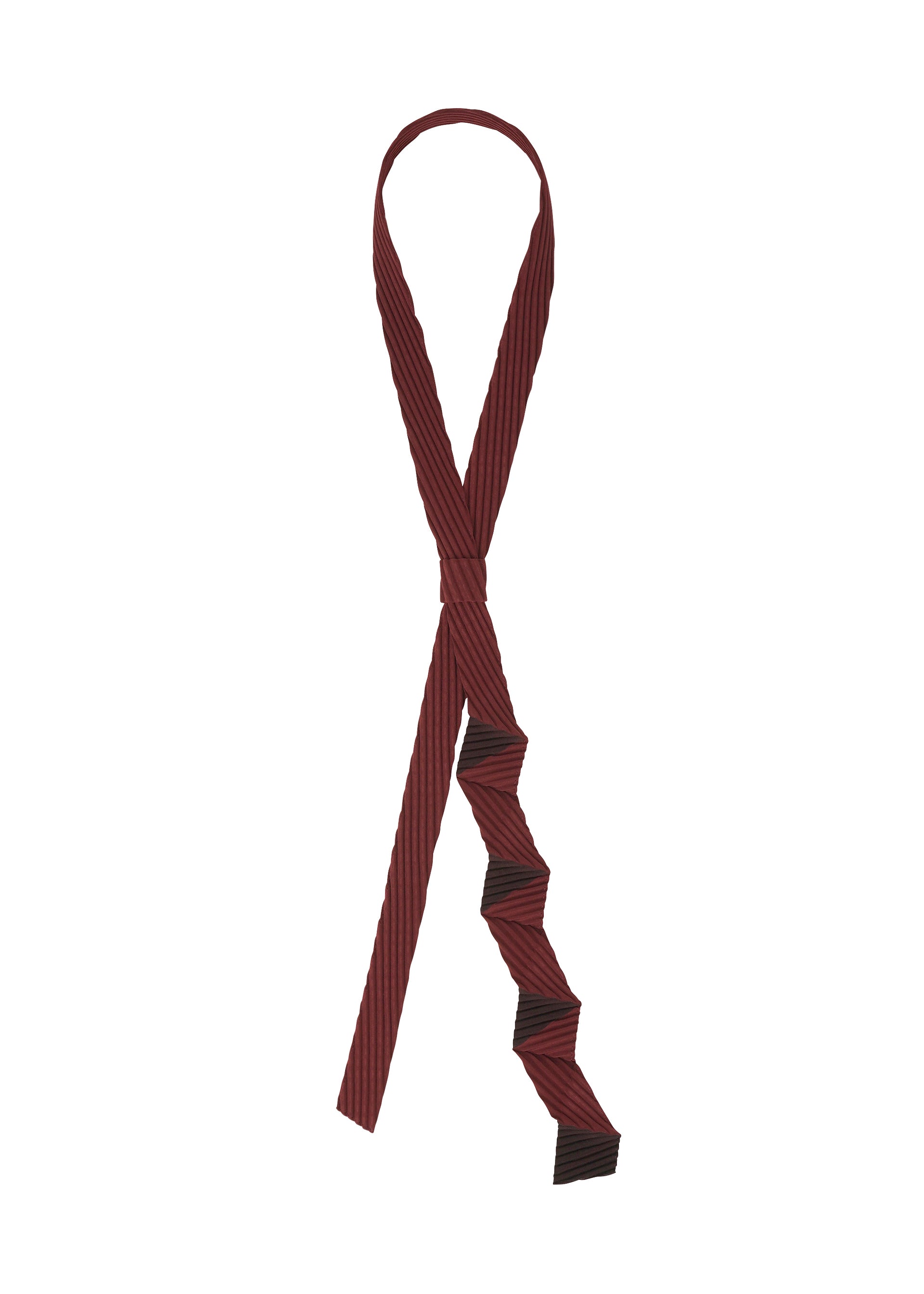 A product shot of the HOMME PLISSÉ ISSEY MIYAKE ZIGZAG TIE tie in red brown (43).