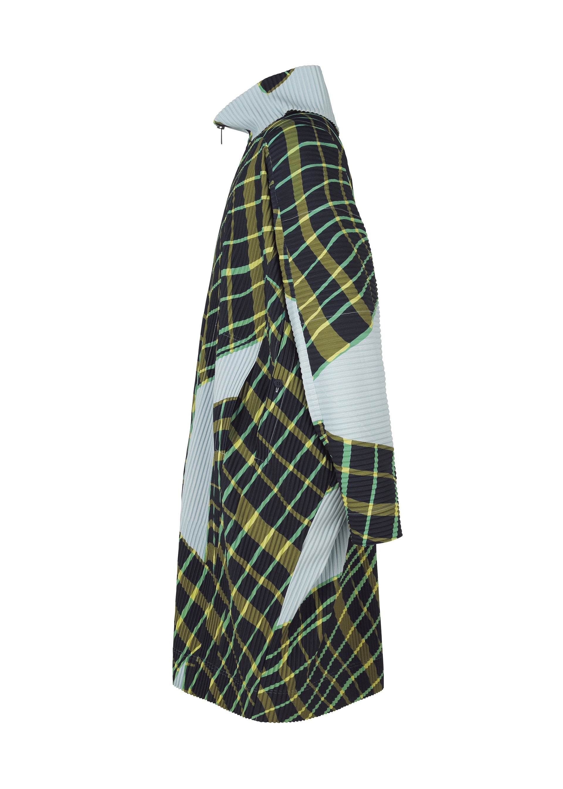 A detail shot of the HOMME PLISSÉ ISSEY MIYAKE WINDSWEPT PLAID coat.