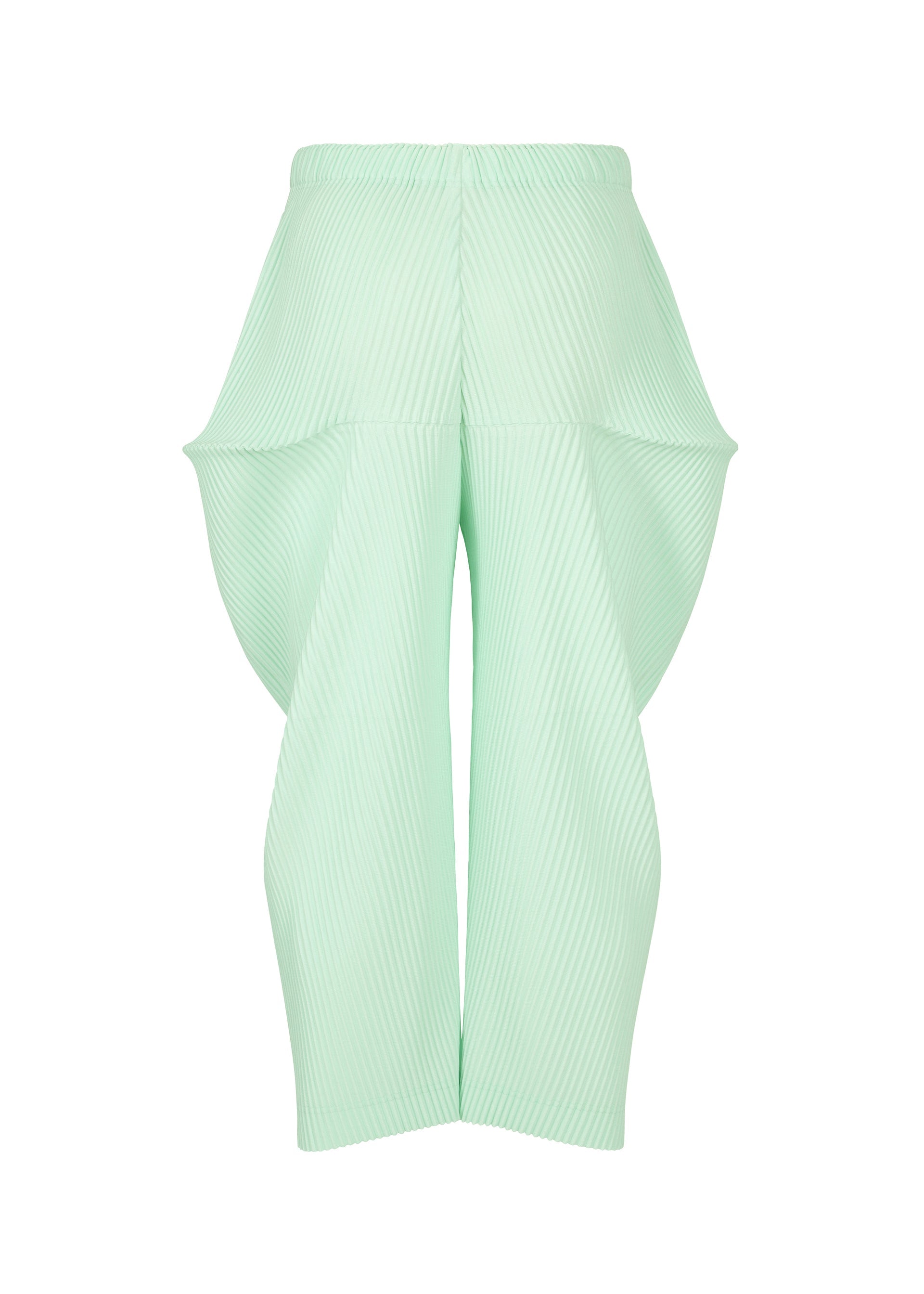 A detail shot of the HOMME PLISSÉ ISSEY MIYAKE KINETIC SCULPTURE trousers.