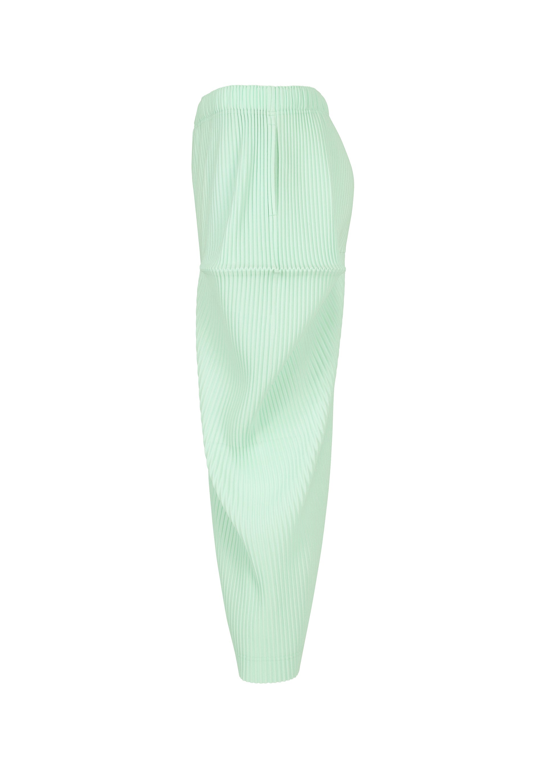 A detail shot of the HOMME PLISSÉ ISSEY MIYAKE KINETIC SCULPTURE trousers.