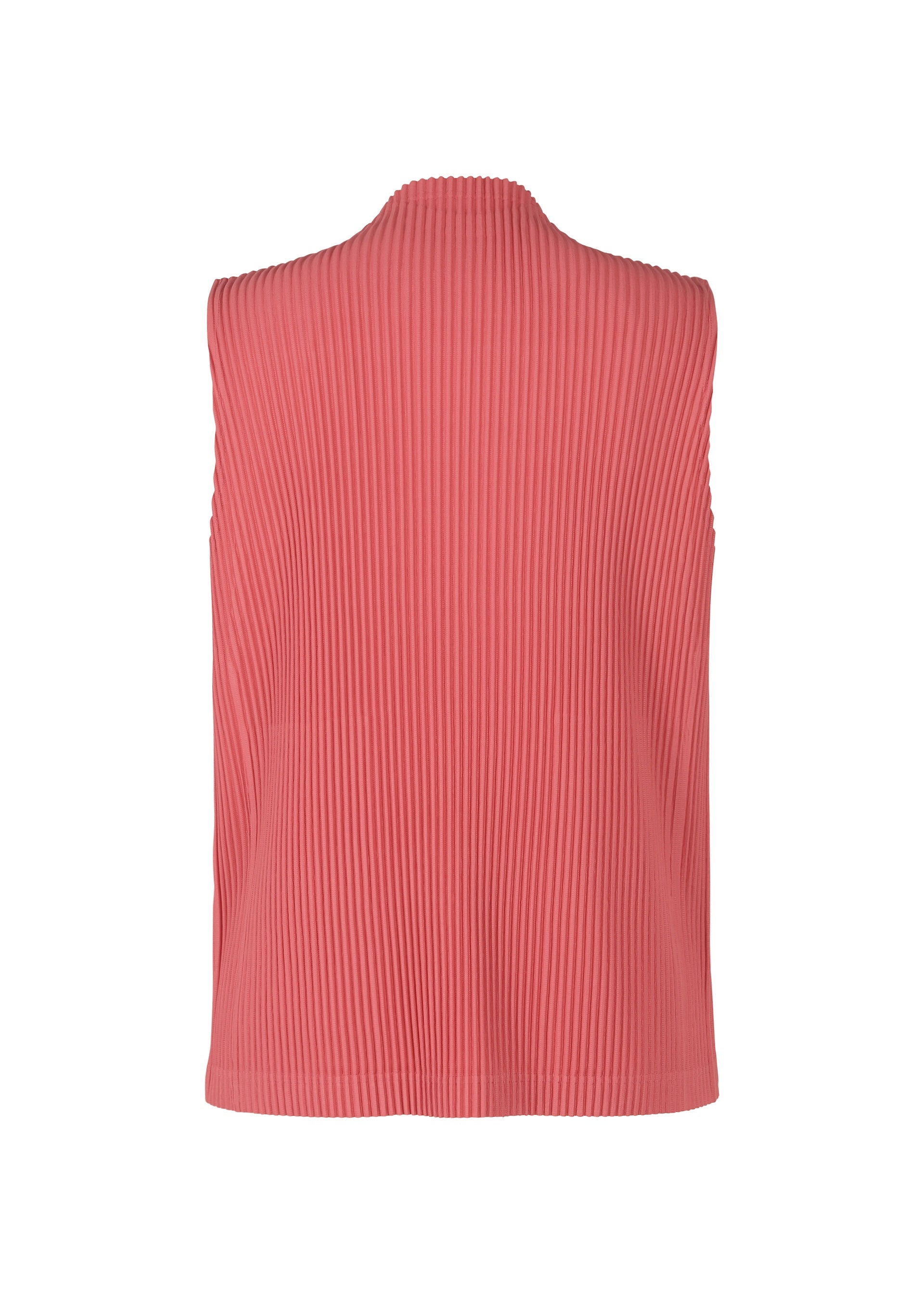 A detail shot of the HOMME PLISSÉ ISSEY MIYAKE MC APRIL top.