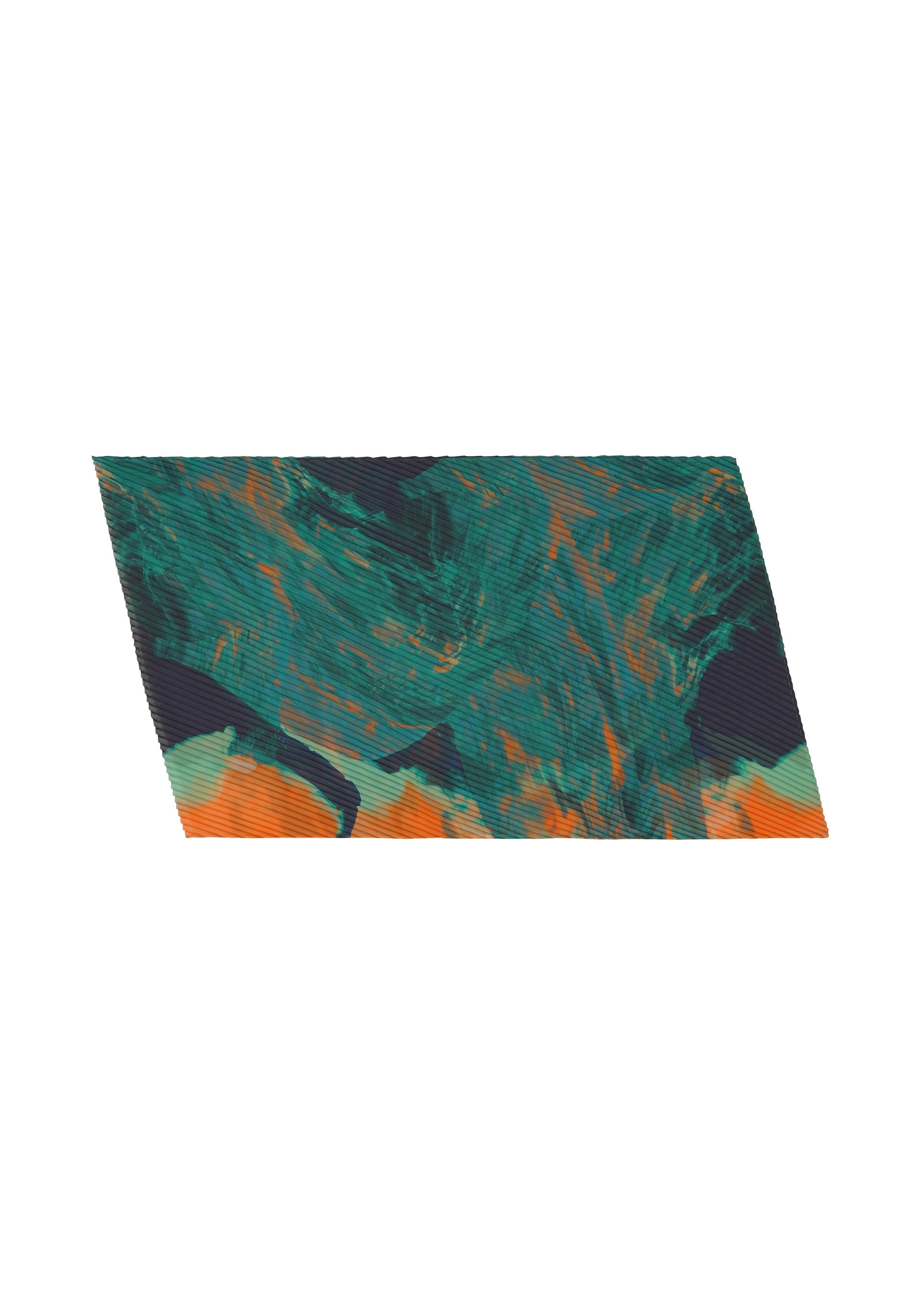 A product shot of the HOMME PLISSÉ ISSEY MIYAKE AGATE SCARF stole in green.