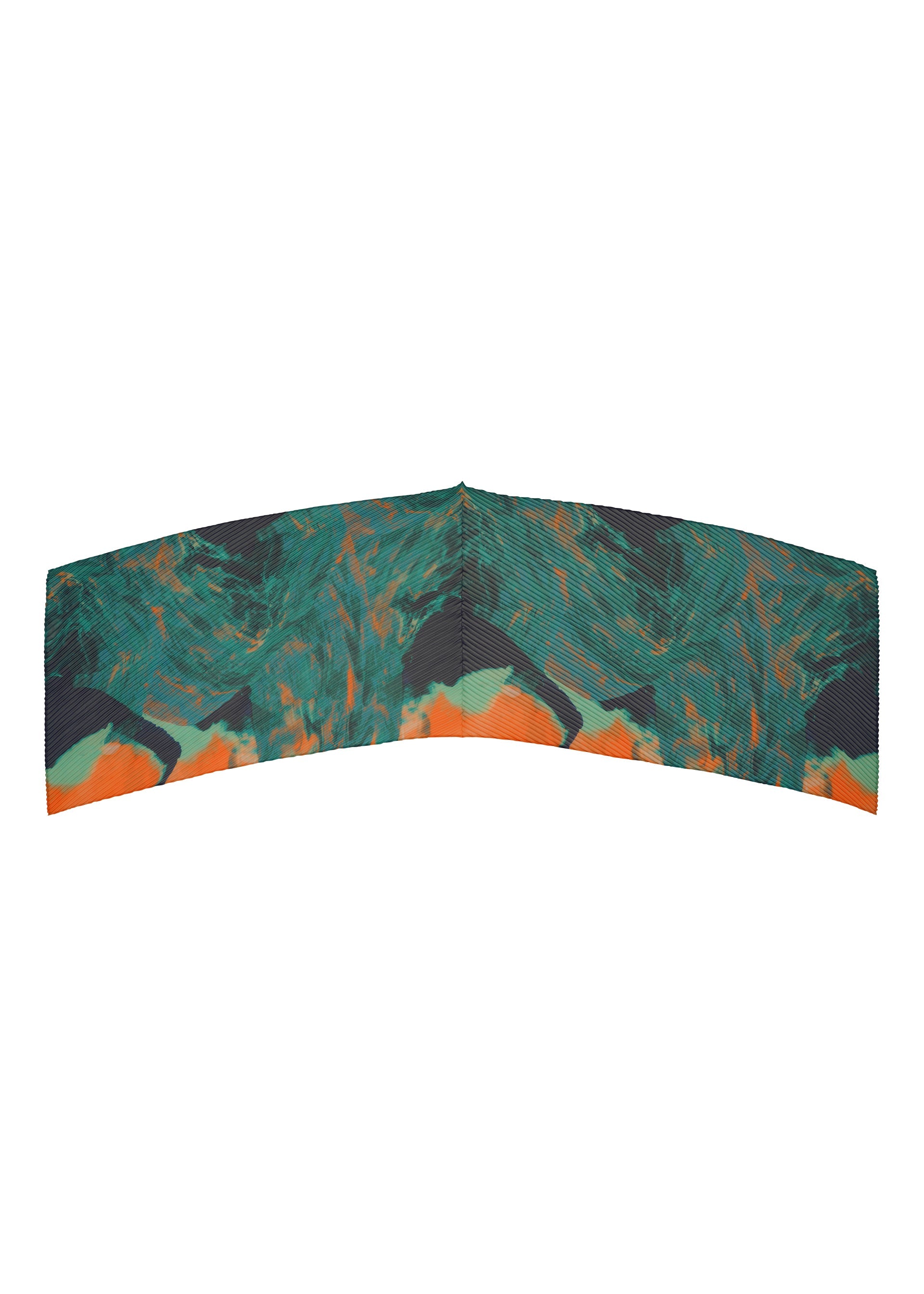A detail shot of the HOMME PLISSÉ ISSEY MIYAKE AGATE SCARF stole.