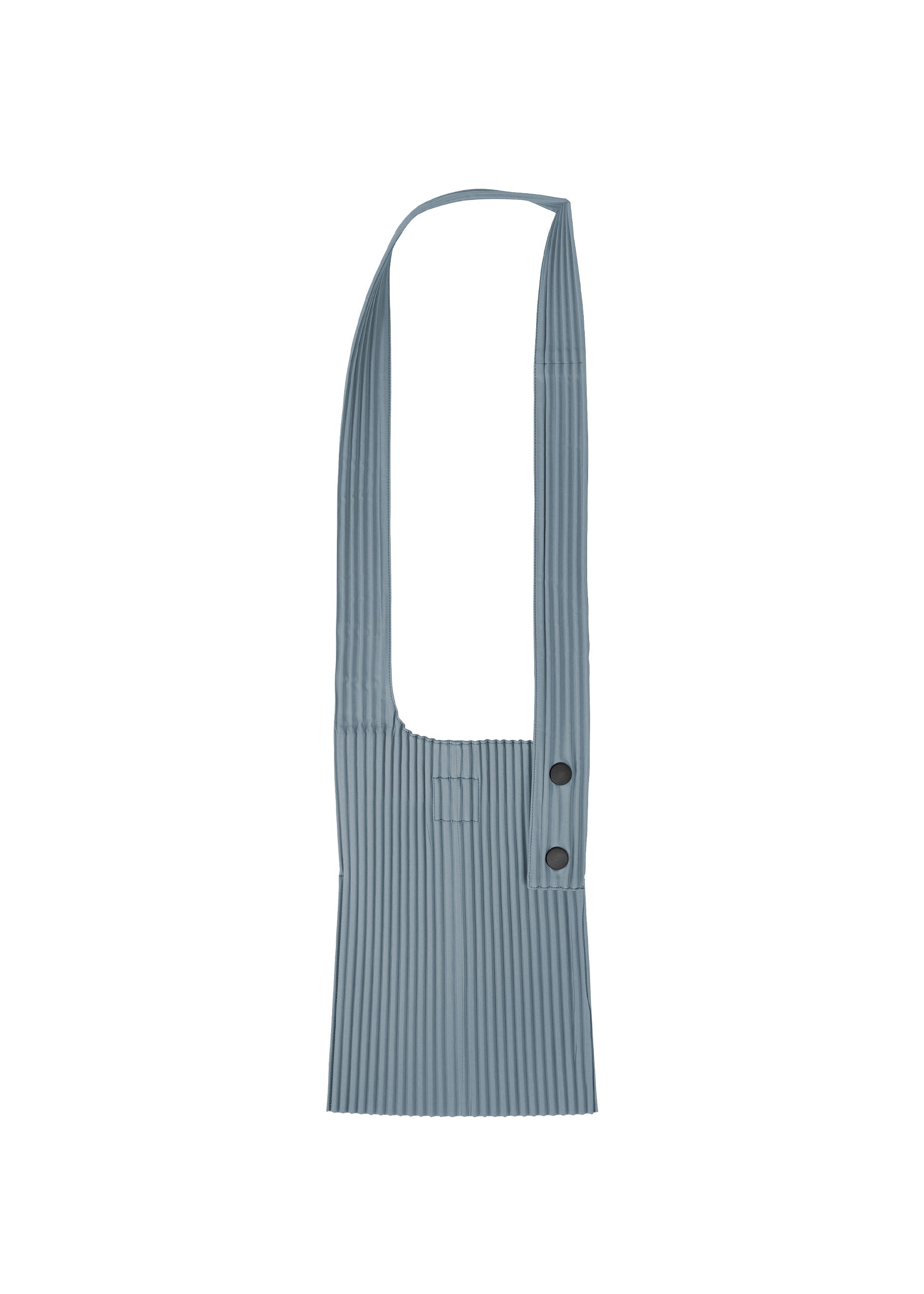 A detail shot of the HOMME PLISSÉ ISSEY MIYAKE POCKET bag.