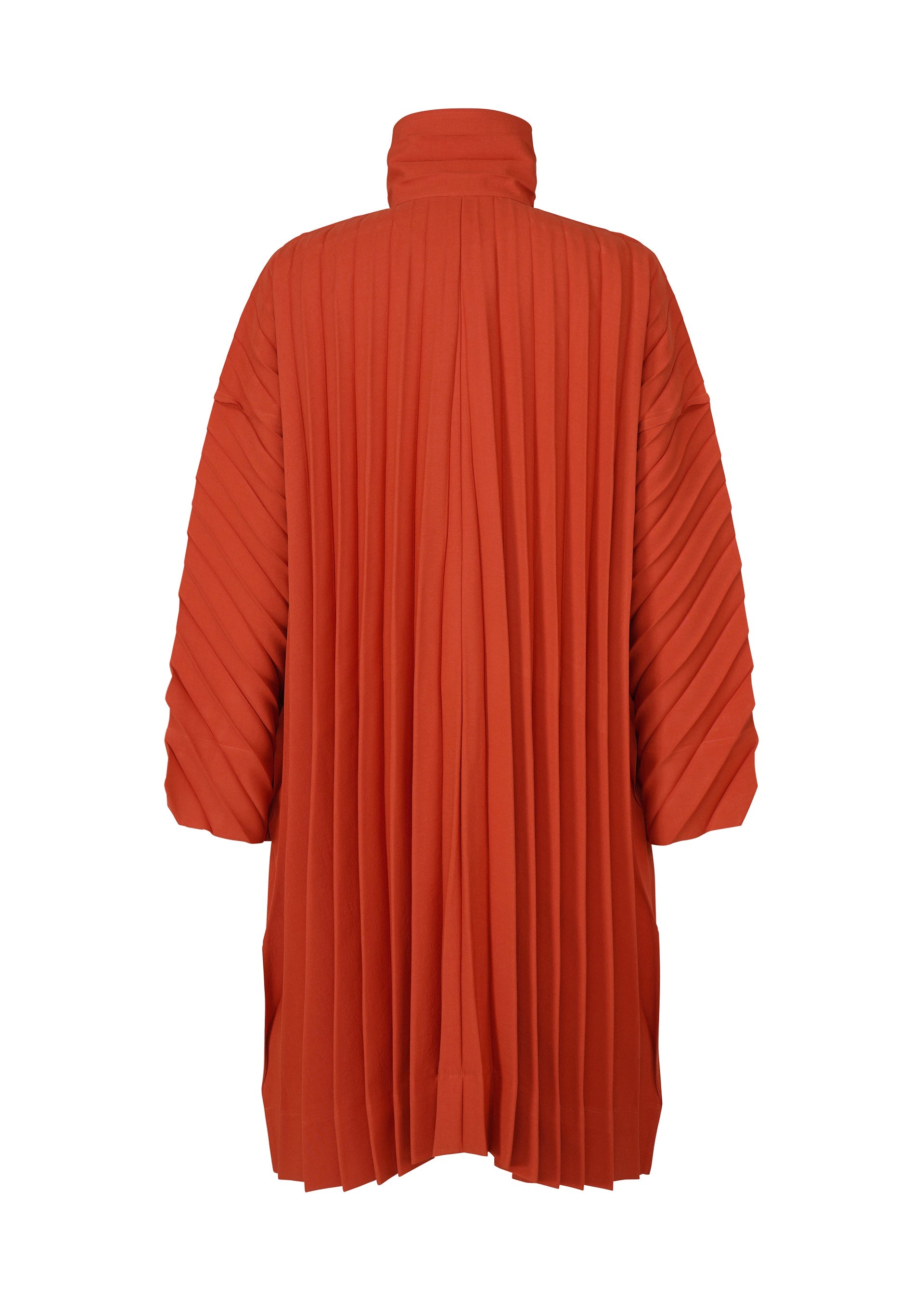 A detail shot of the HOMME PLISSÉ ISSEY MIYAKE EDGE COAT coat.