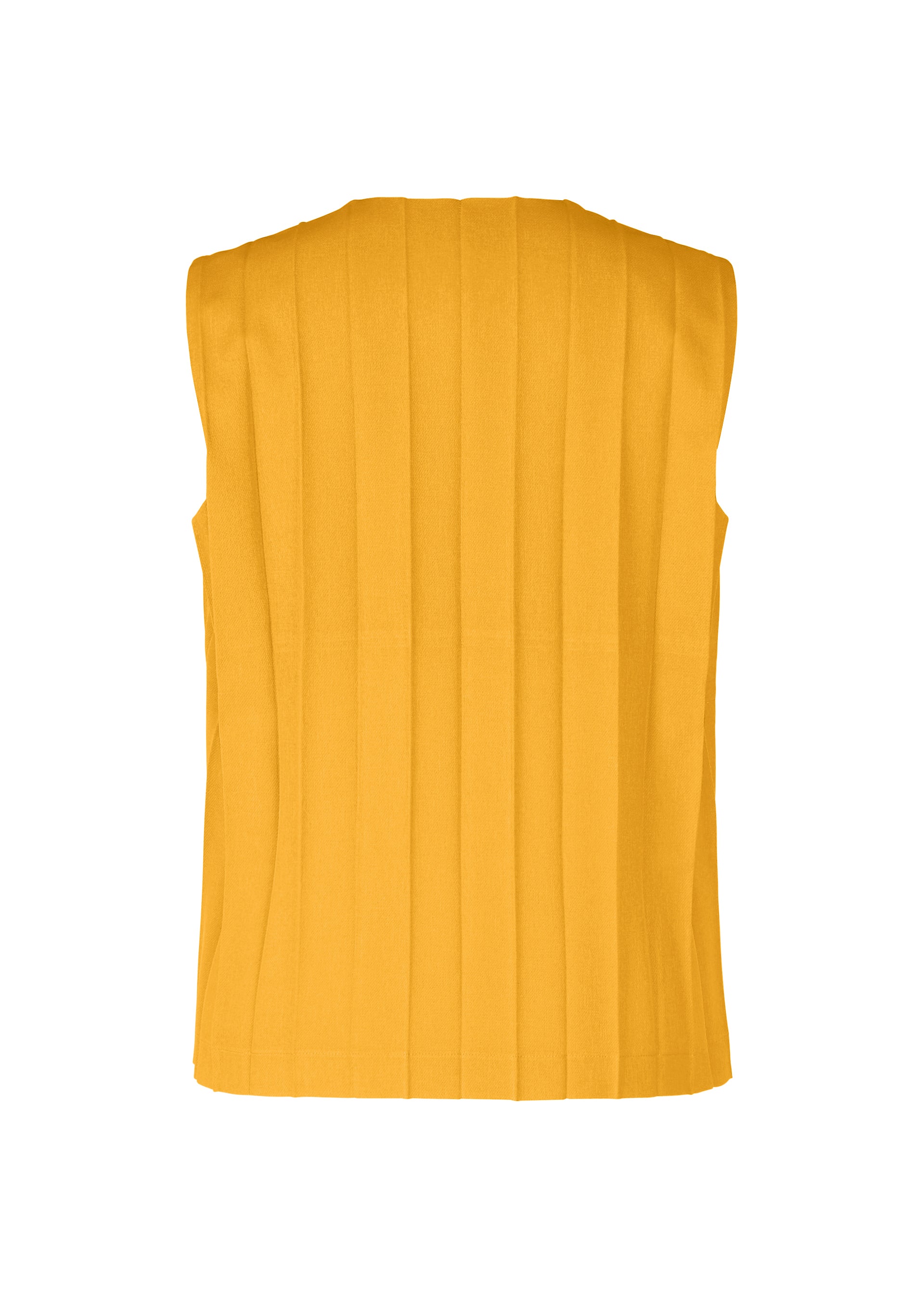 A detail shot of the HOMME PLISSÉ ISSEY MIYAKE EDGE ENSEMBLE vest.
