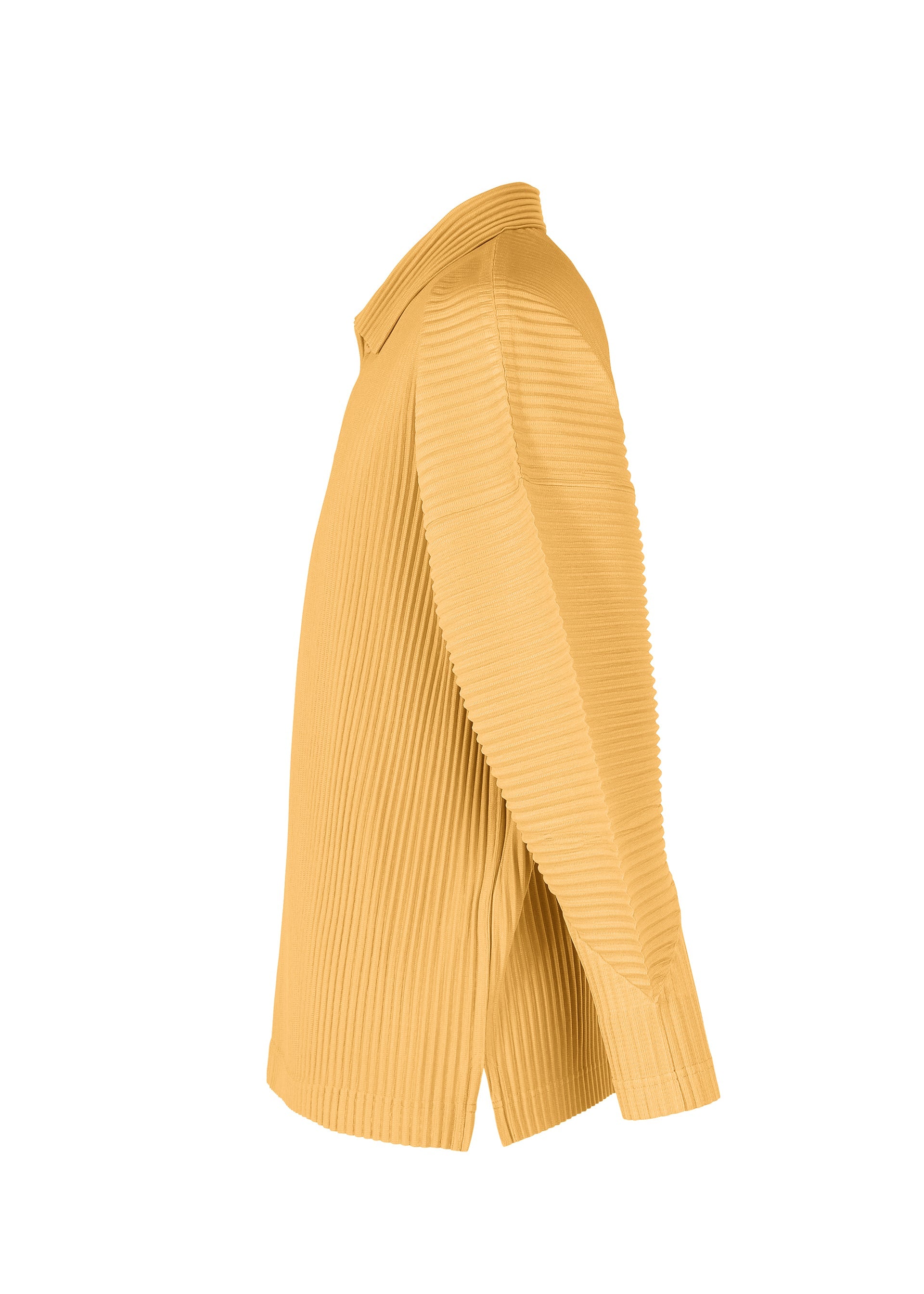 A detail shot of the HOMME PLISSÉ ISSEY MIYAKE MONTHLY COLORS AUGUST shirt.