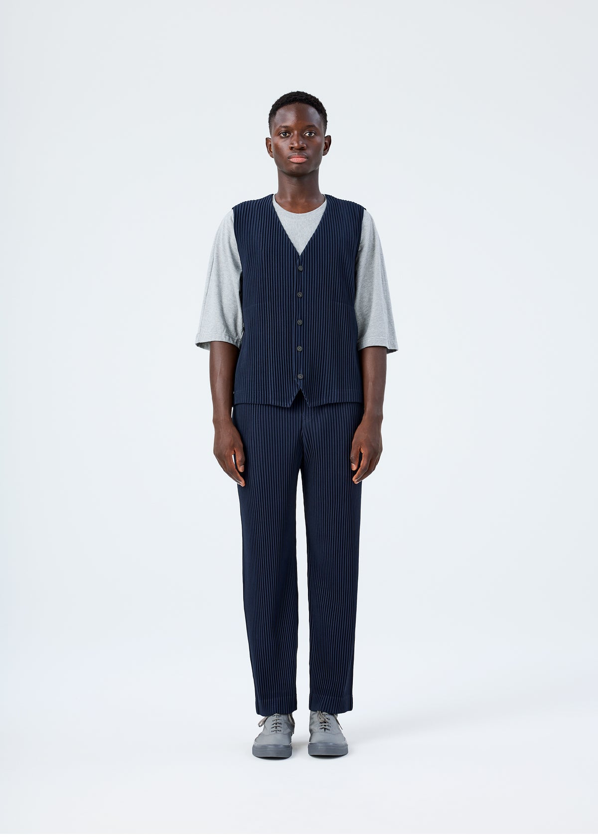 BASICS Vest Light Grey