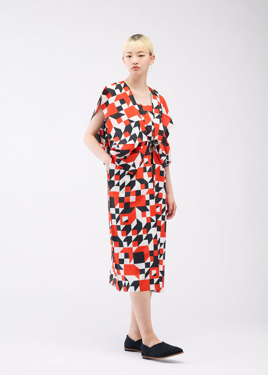 A model wears the 132 5. ISSEY MIYAKE BOX COMPOSITION dress.