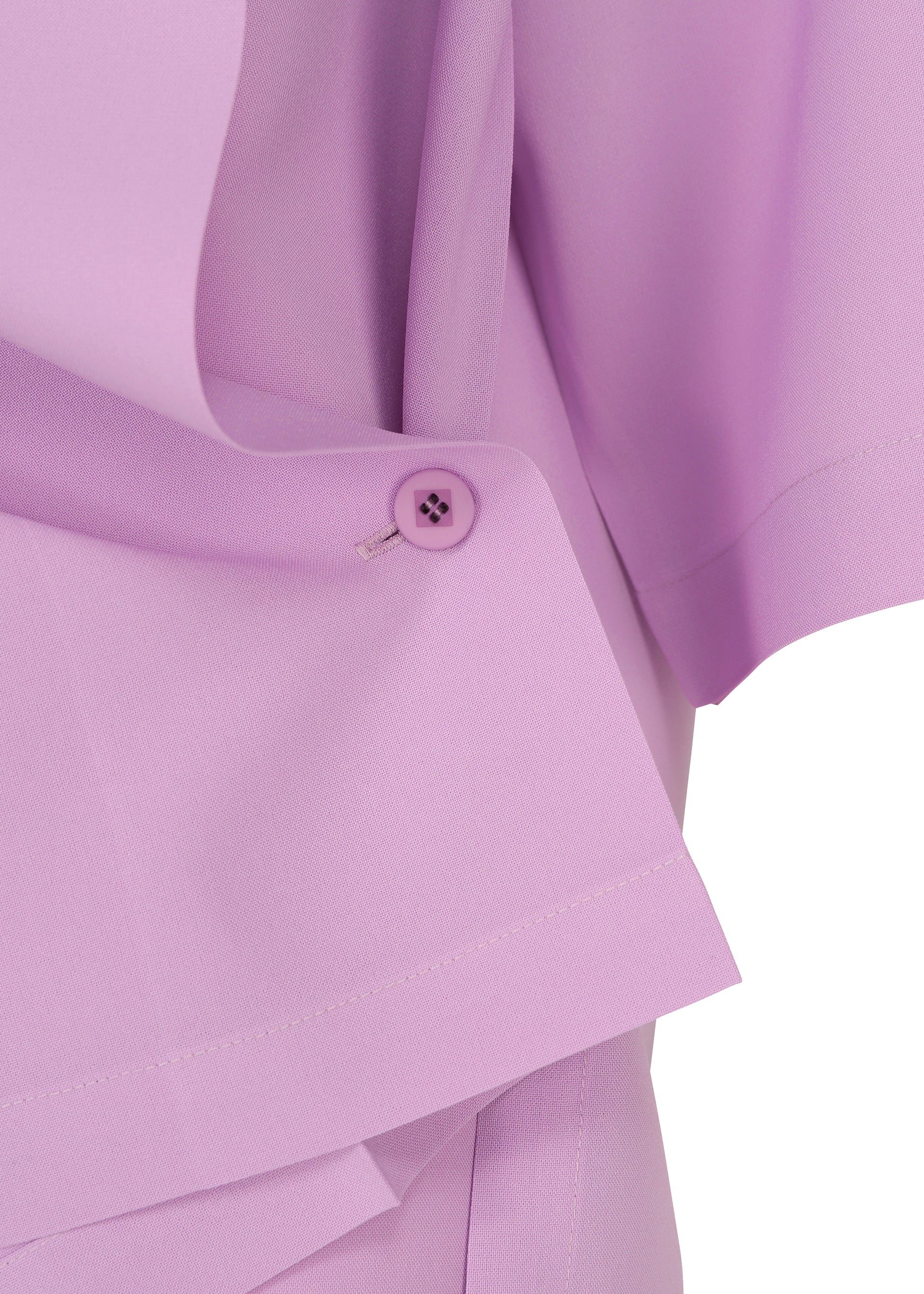 A detail shot of the 132 5. ISSEY MIYAKE FLAT ONE TUCK T shirt.