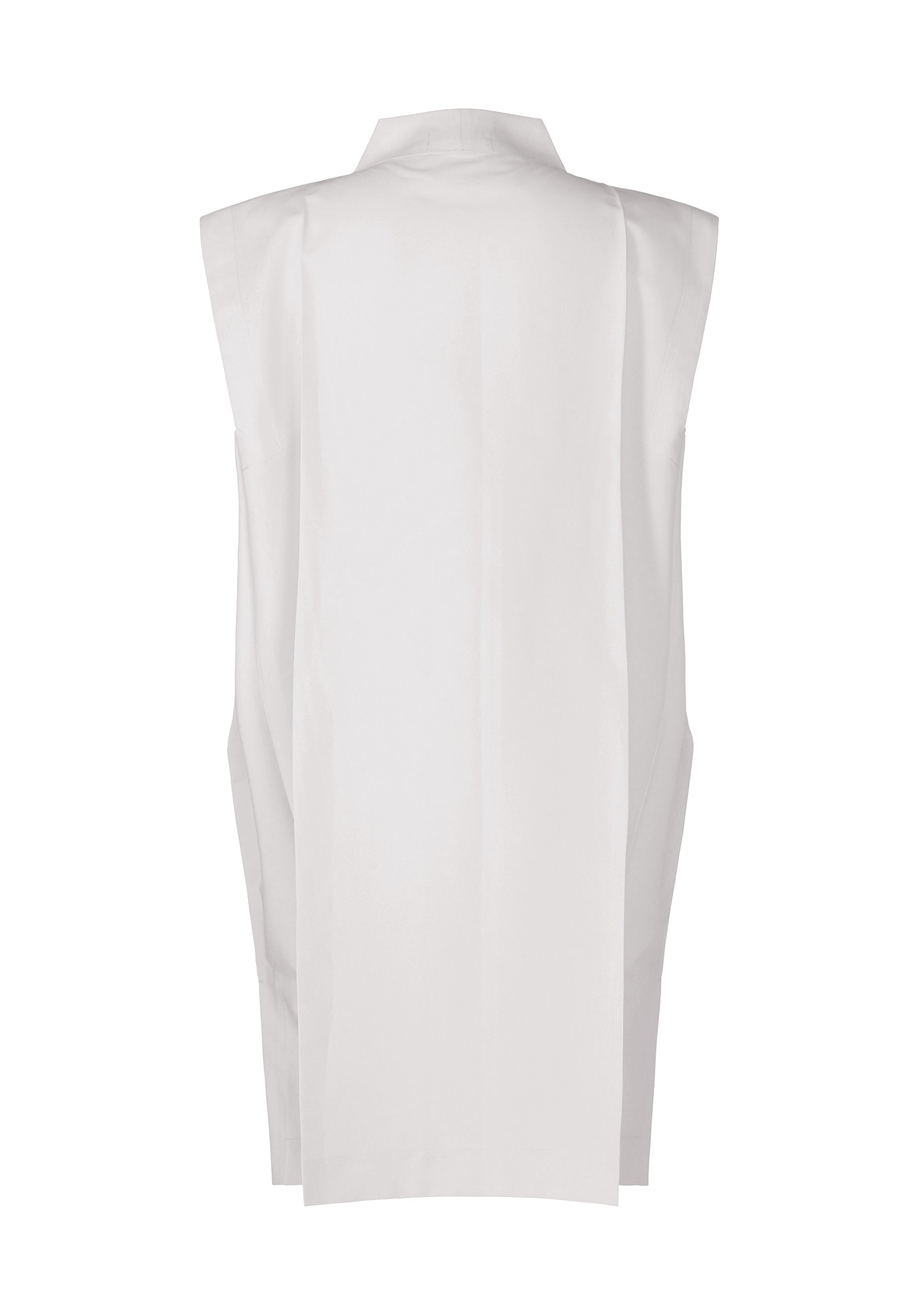A detail shot of the 132 5. ISSEY MIYAKE 132 5. FLAT 1 vest.