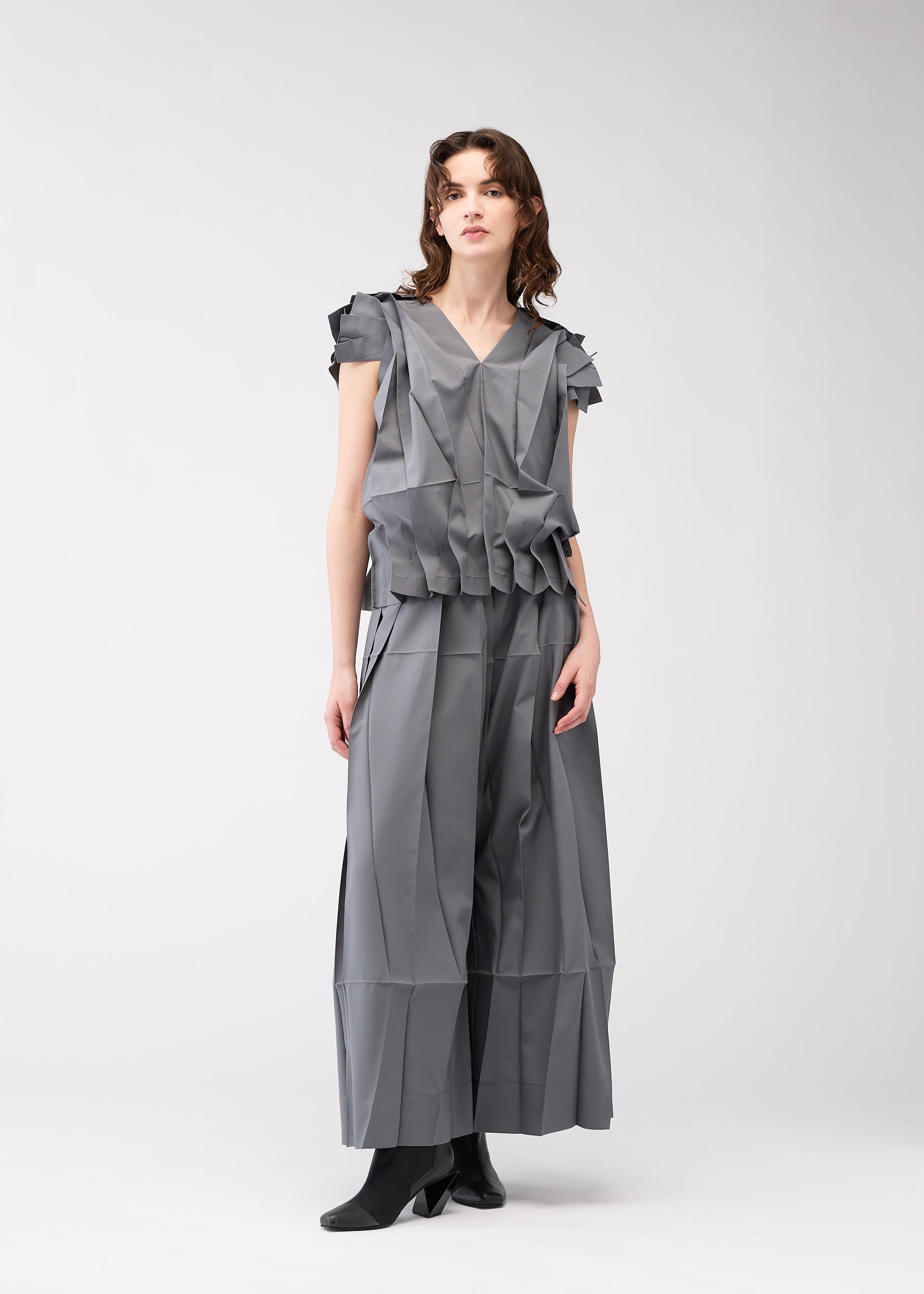NO.3 Top Black