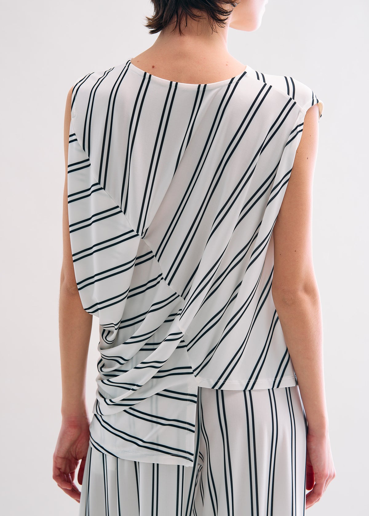 STRIPE DRAPE JERSEY Top White