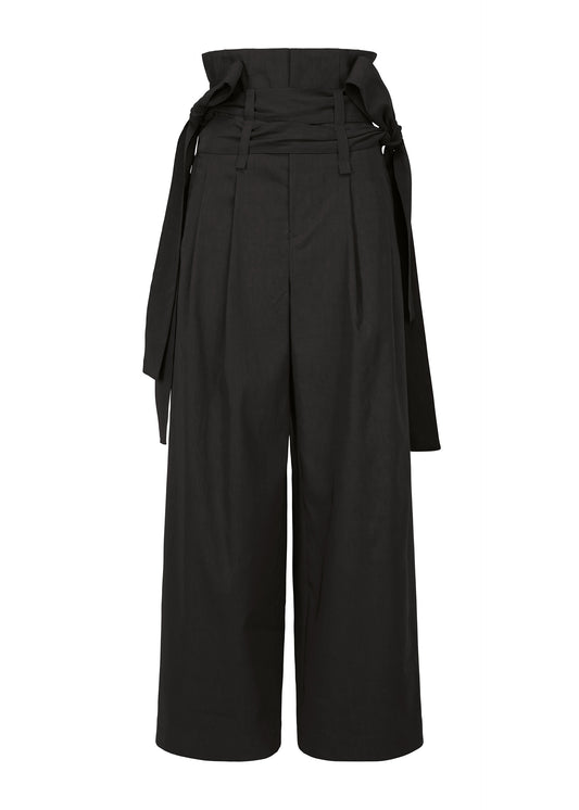 A product shot of the ISSEY MIYAKE ENCLOTHE PANTS trousers in black (15)