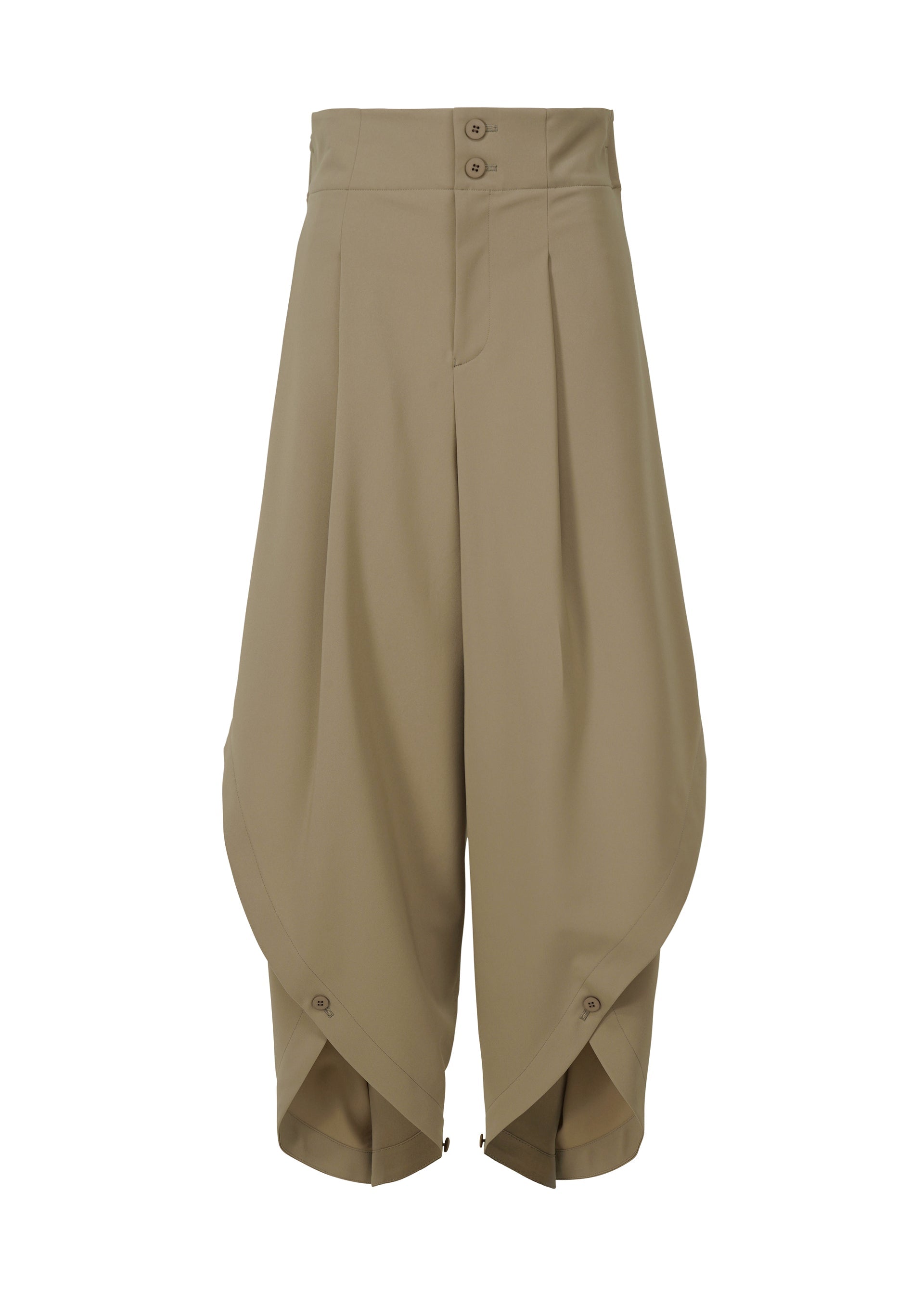 A product shot of the ISSEY MIYAKE ROUND PANTS trousers in .