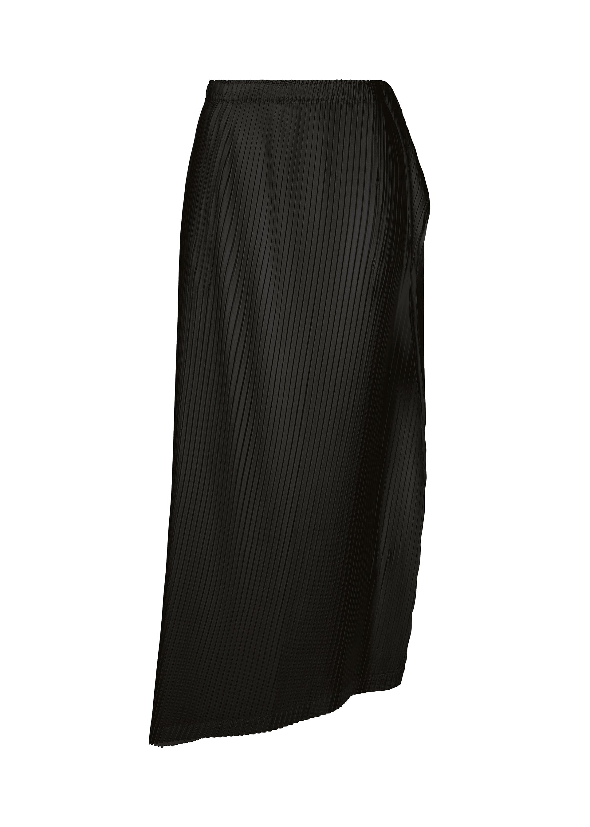 A product shot of the ISSEY MIYAKE SHADOW STUDY PLEATS SOLID skirt in .