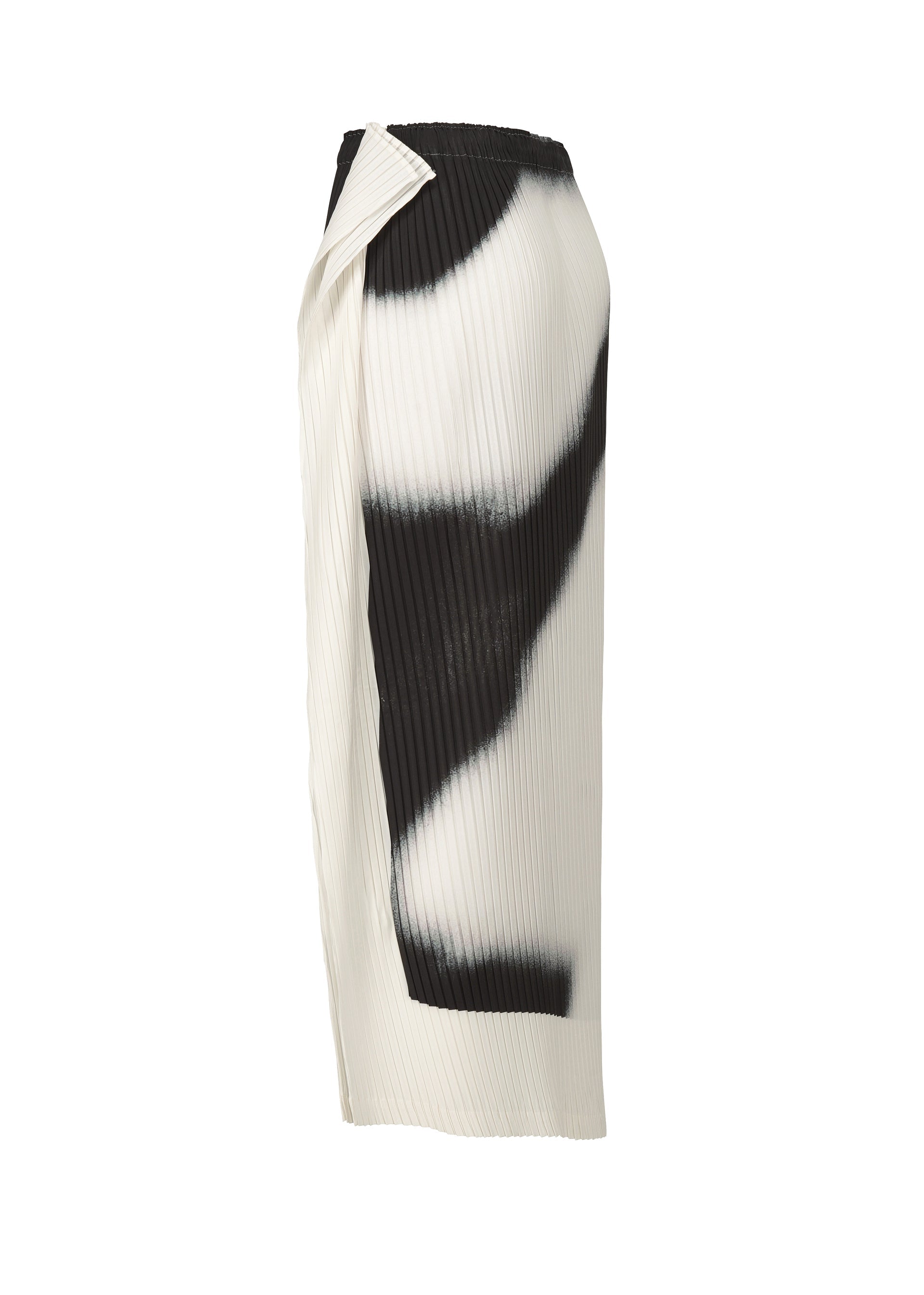 A detail shot of the ISSEY MIYAKE SHADOW STUDY PLEATS skirt.