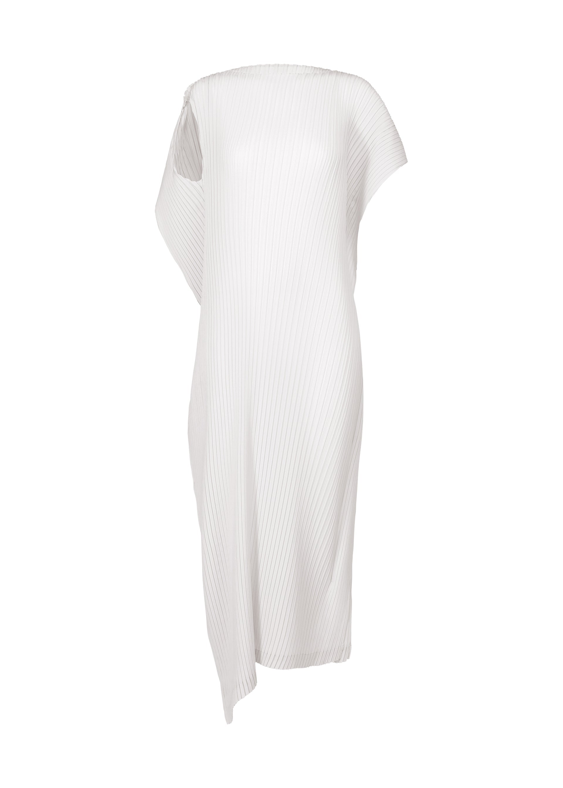 A product shot of the ISSEY MIYAKE SHADOW STUDY PLEATS SOLID dress in .