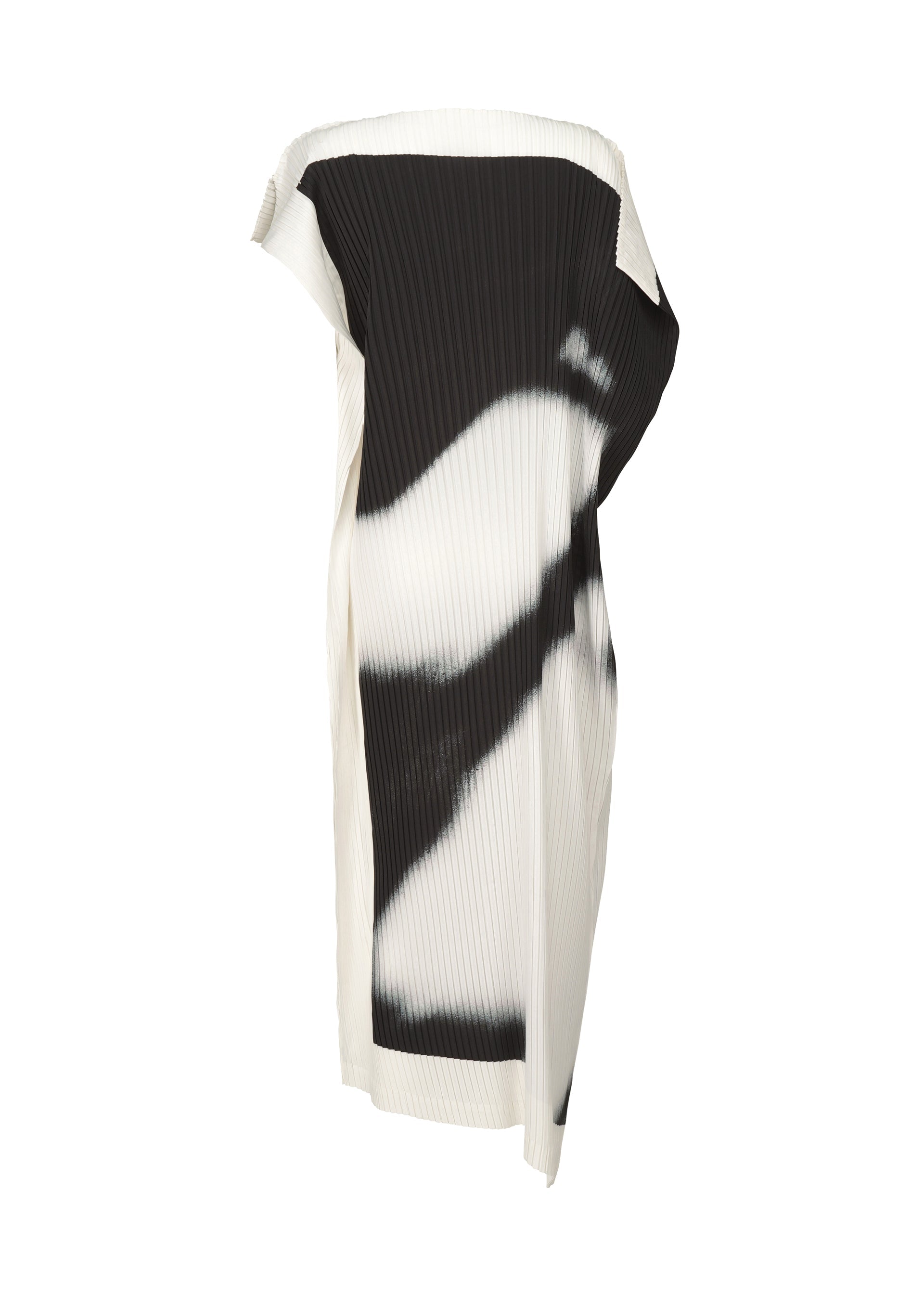A detail shot of the ISSEY MIYAKE SHADOW STUDY PLEATS dress.