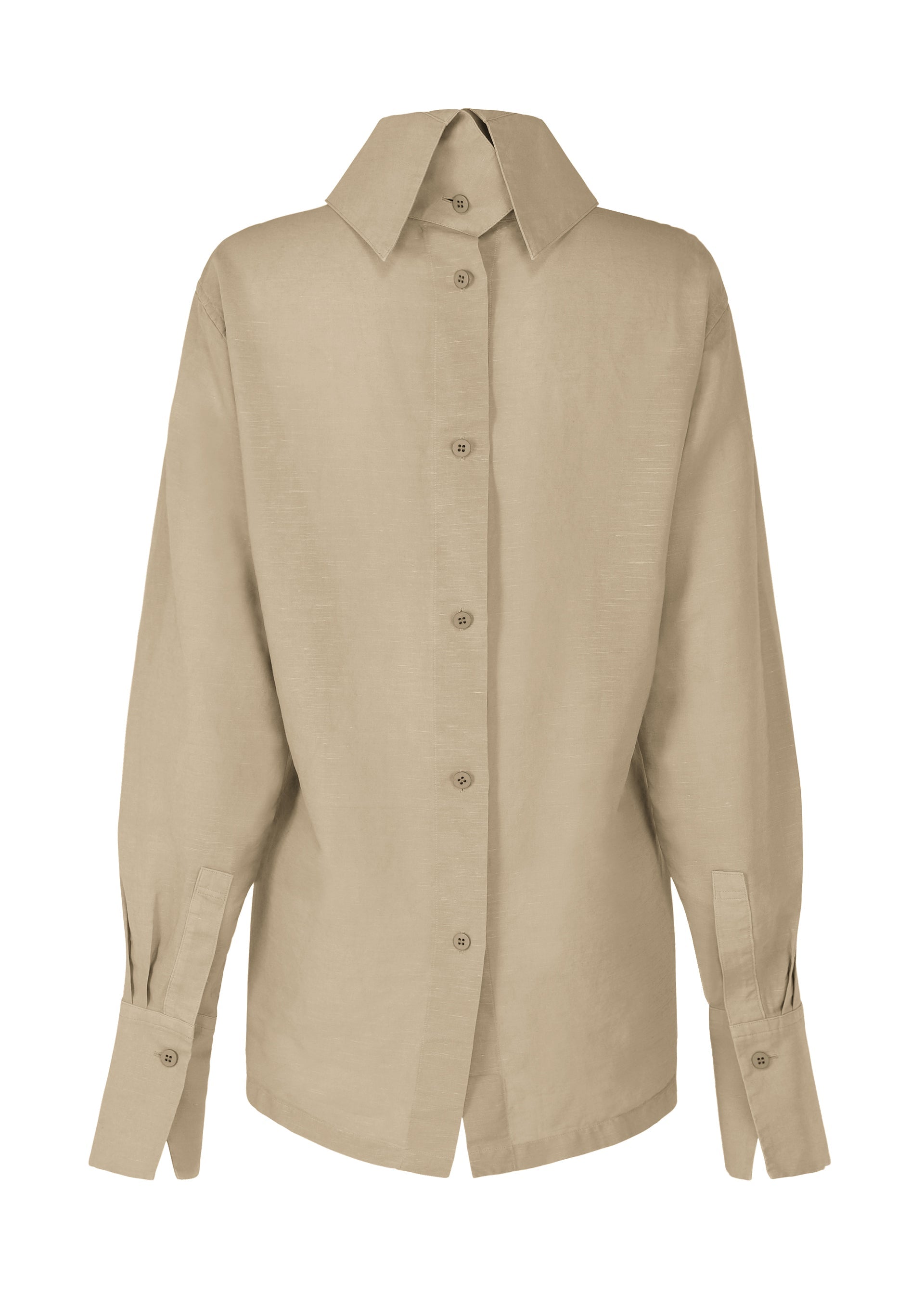 A detail shot of the ISSEY MIYAKE PAPER ESQUE U shirt.
