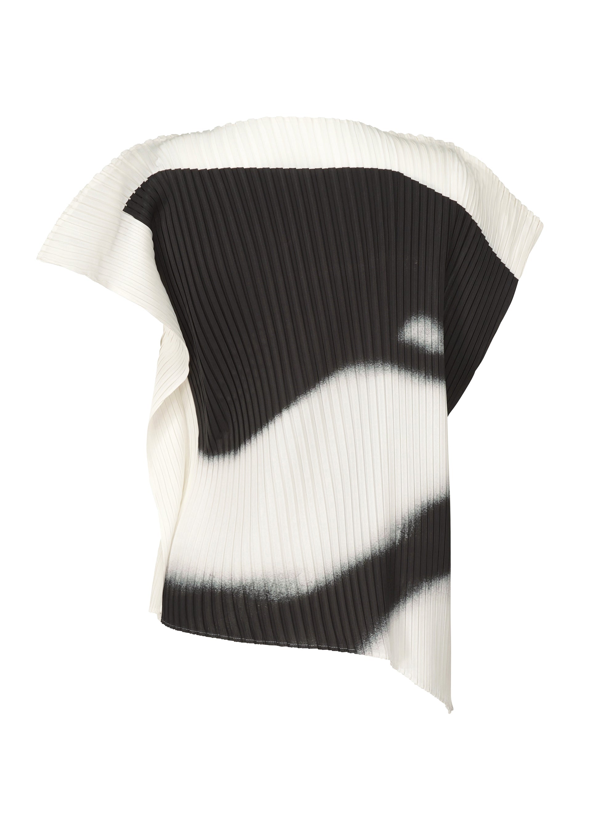 A detail shot of the ISSEY MIYAKE SHADOW STUDY PLEATS shirt.