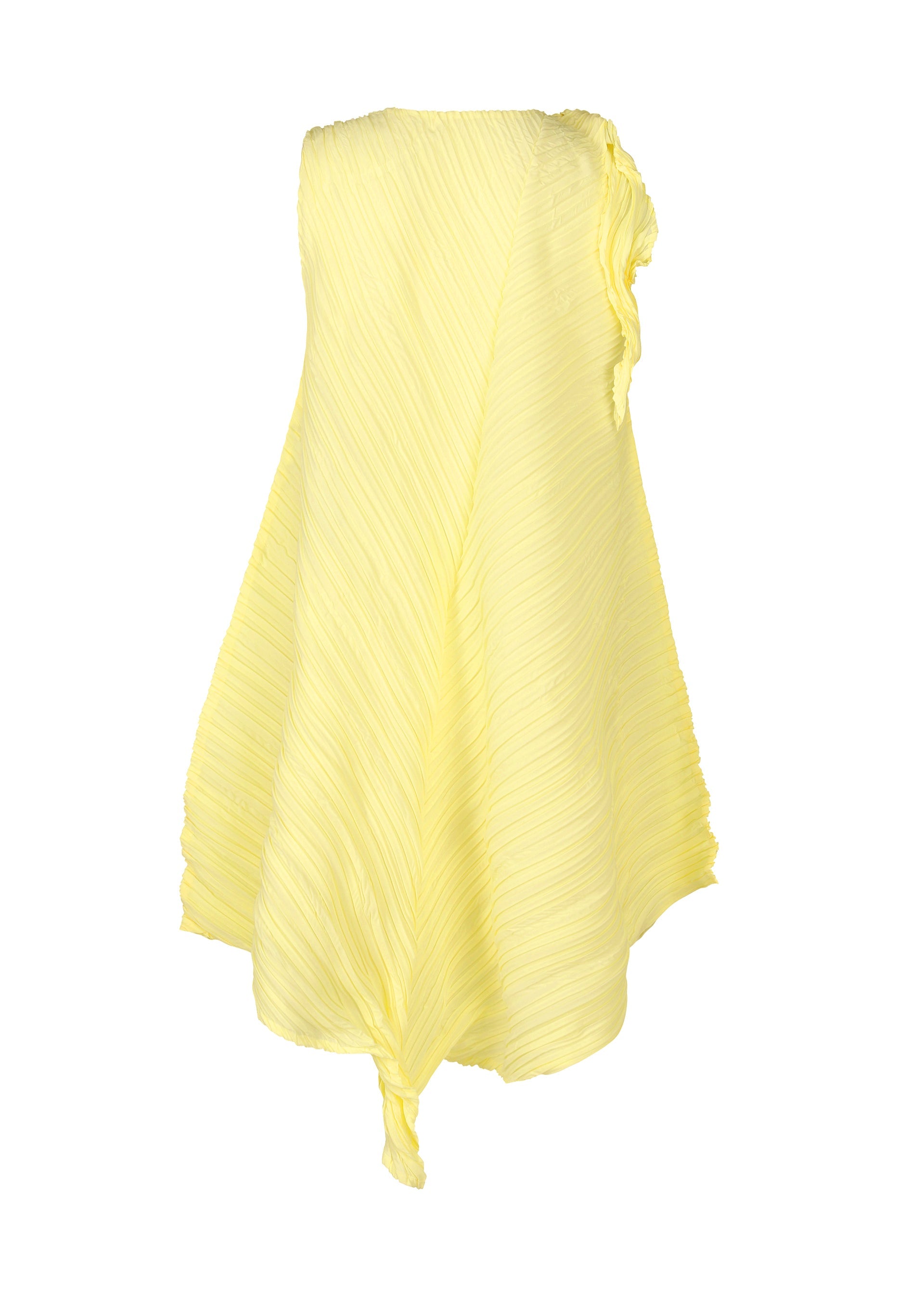 A detail shot of the ISSEY MIYAKE WRINKLED AND TWISTED tunic.