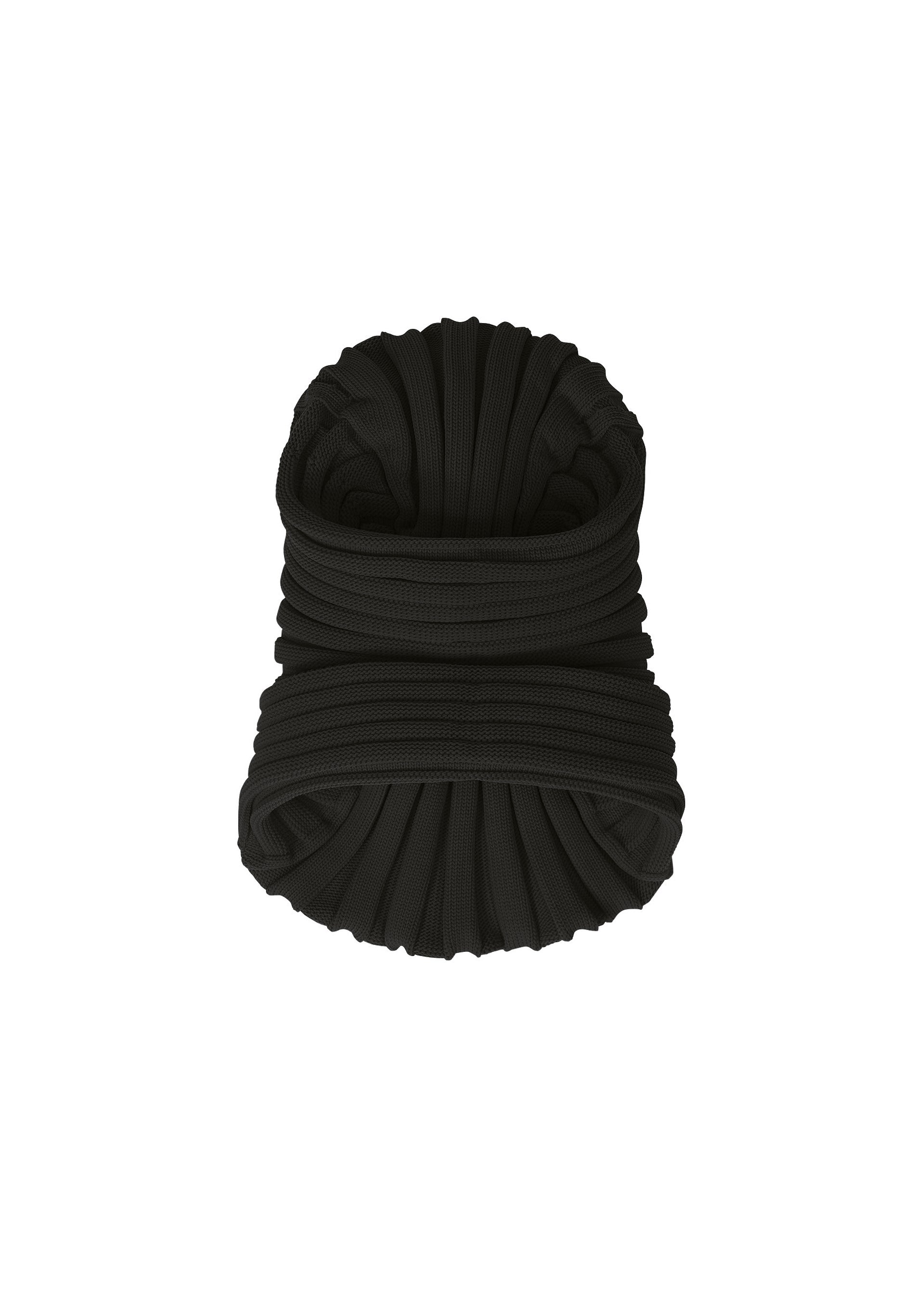 A product shot of the ISSEY MIYAKE KNIT (AS IT IS) ACC hat in black.