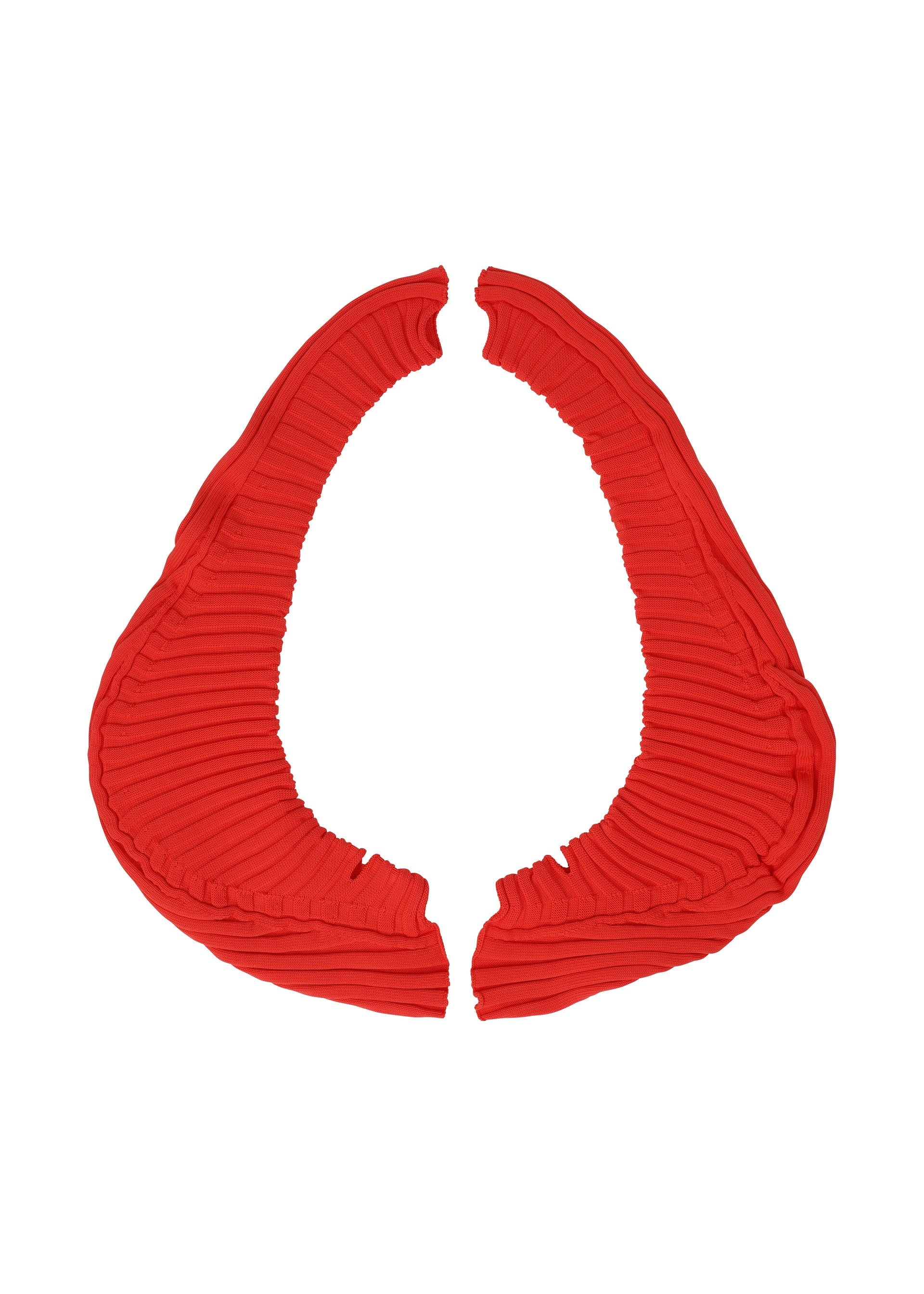 A product shot of the ISSEY MIYAKE KNIT (AS IT IS) ACC gloves in red.