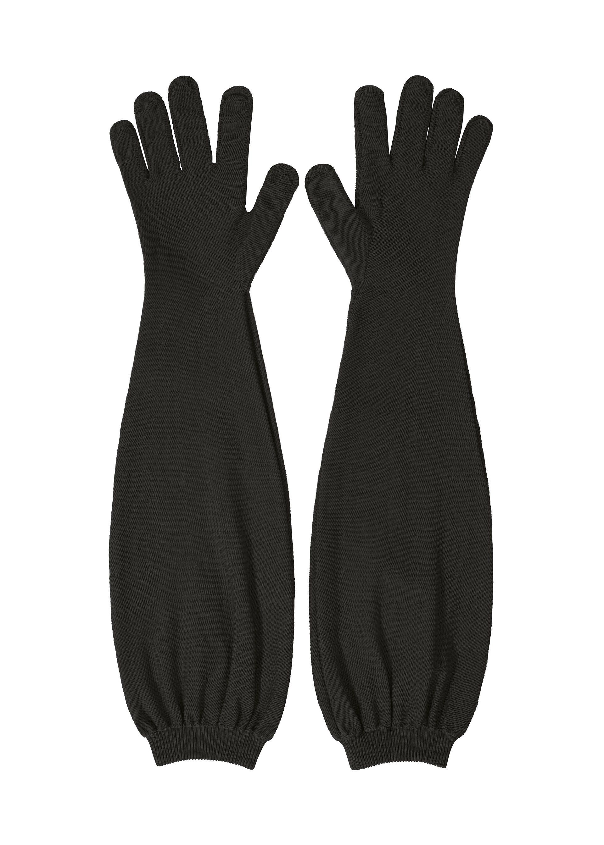 A product shot of the ISSEY MIYAKE ODD GLOVES gloves in black (15).