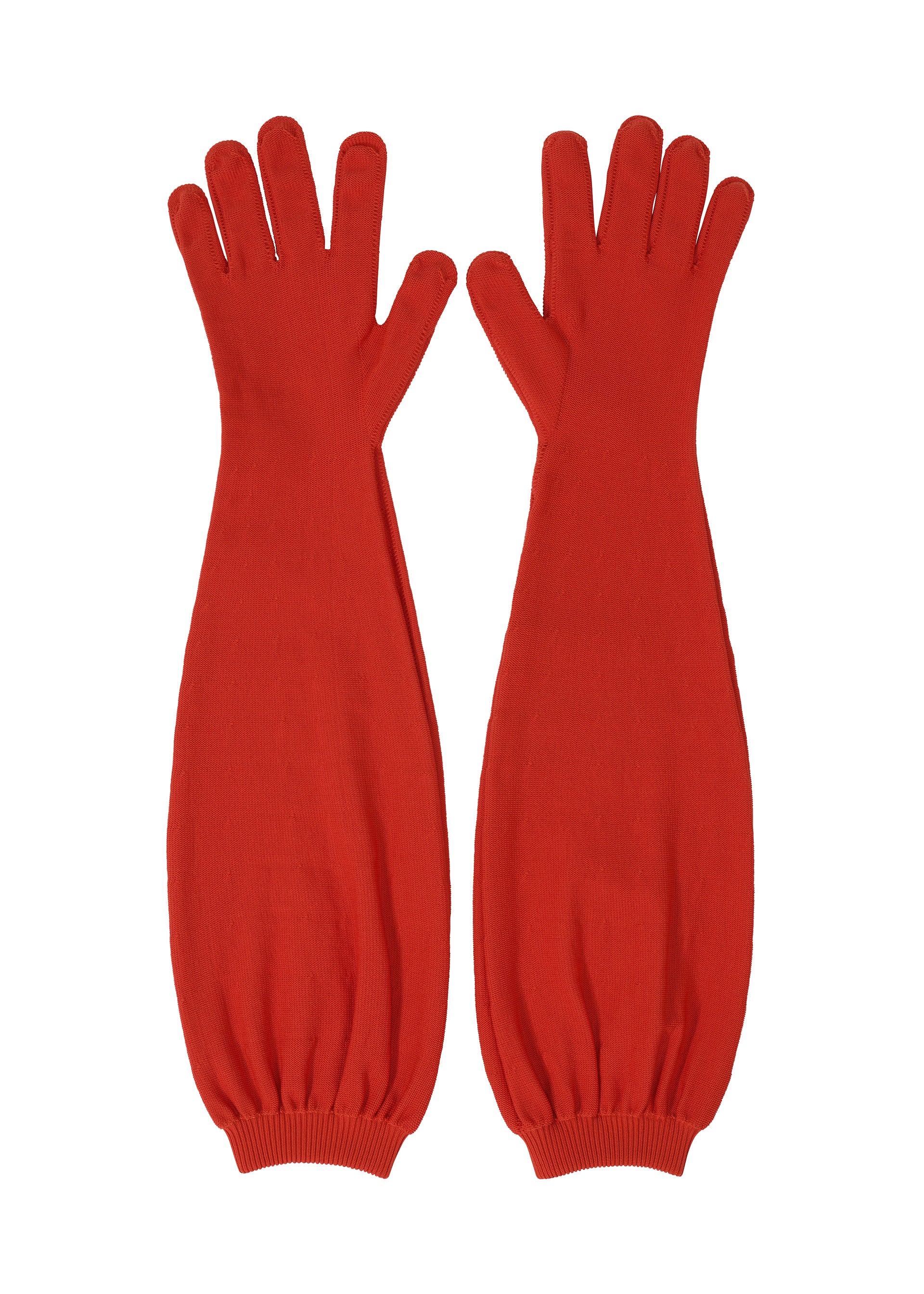 A product shot of the ISSEY MIYAKE ODD GLOVES gloves in red (24).
