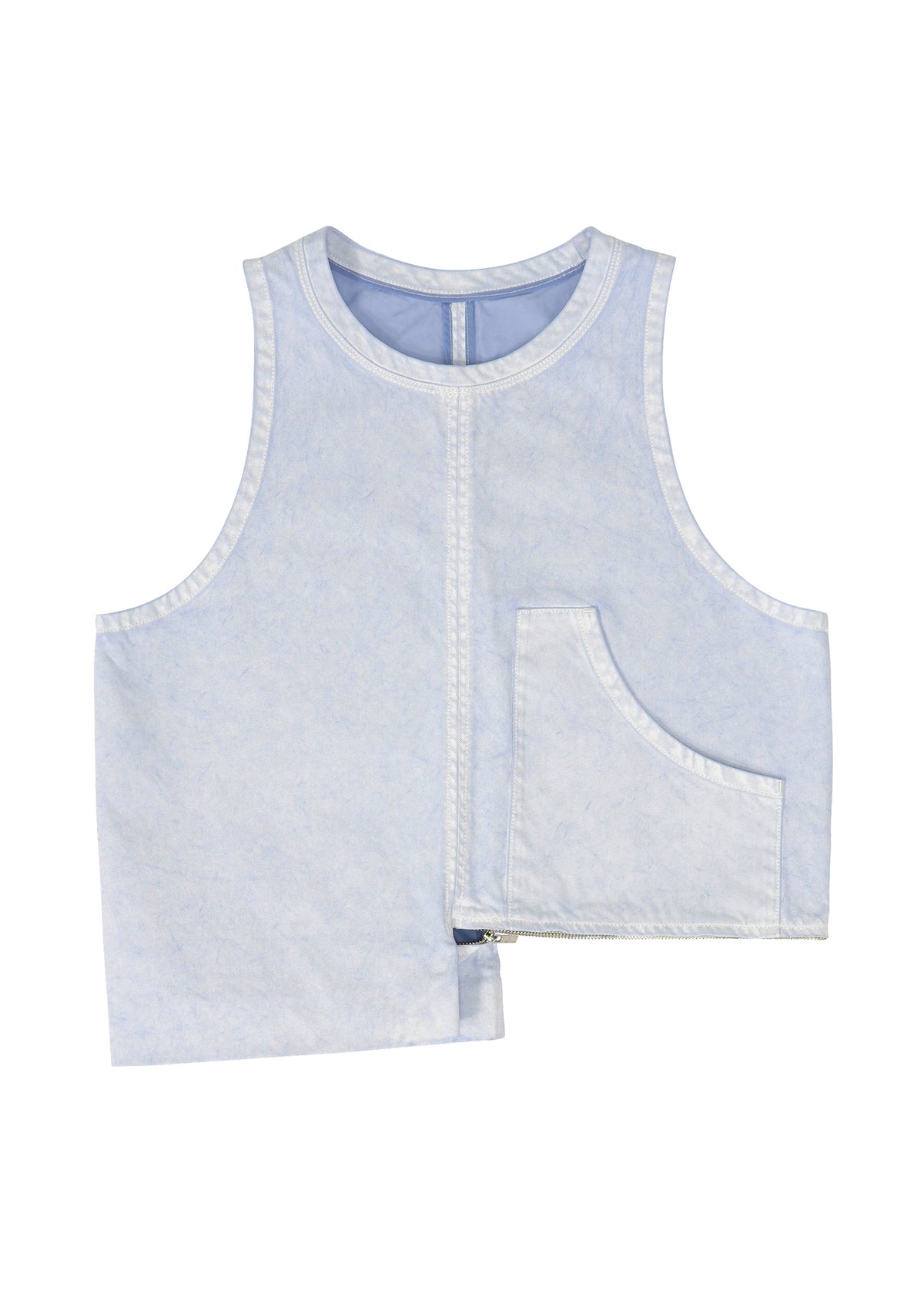 A detail shot of the ISSEY MIYAKE SCULPTURAL (BAG) bag.