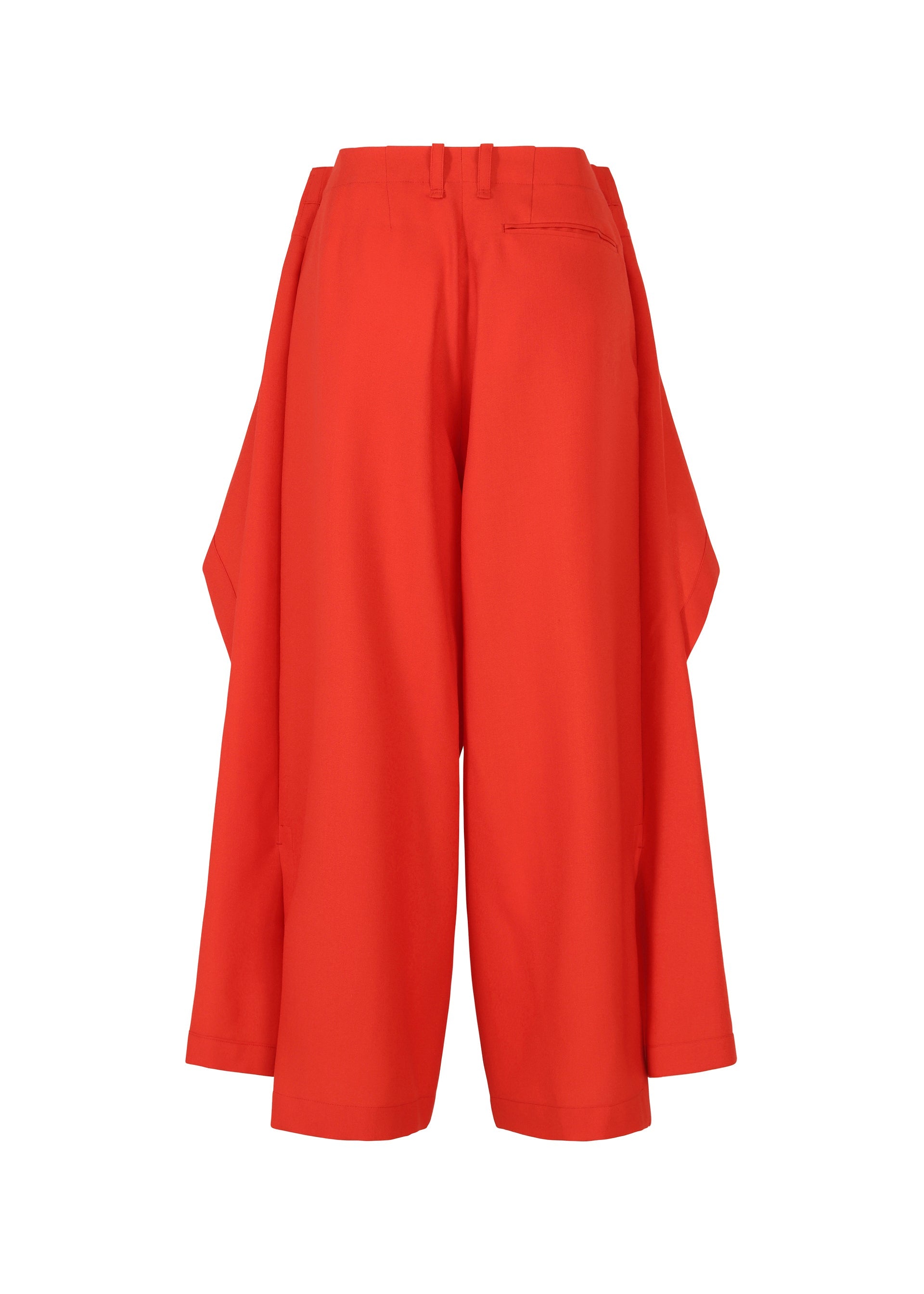 A detail shot of the ISSEY MIYAKE UNI FORM (WOOL) trousers.